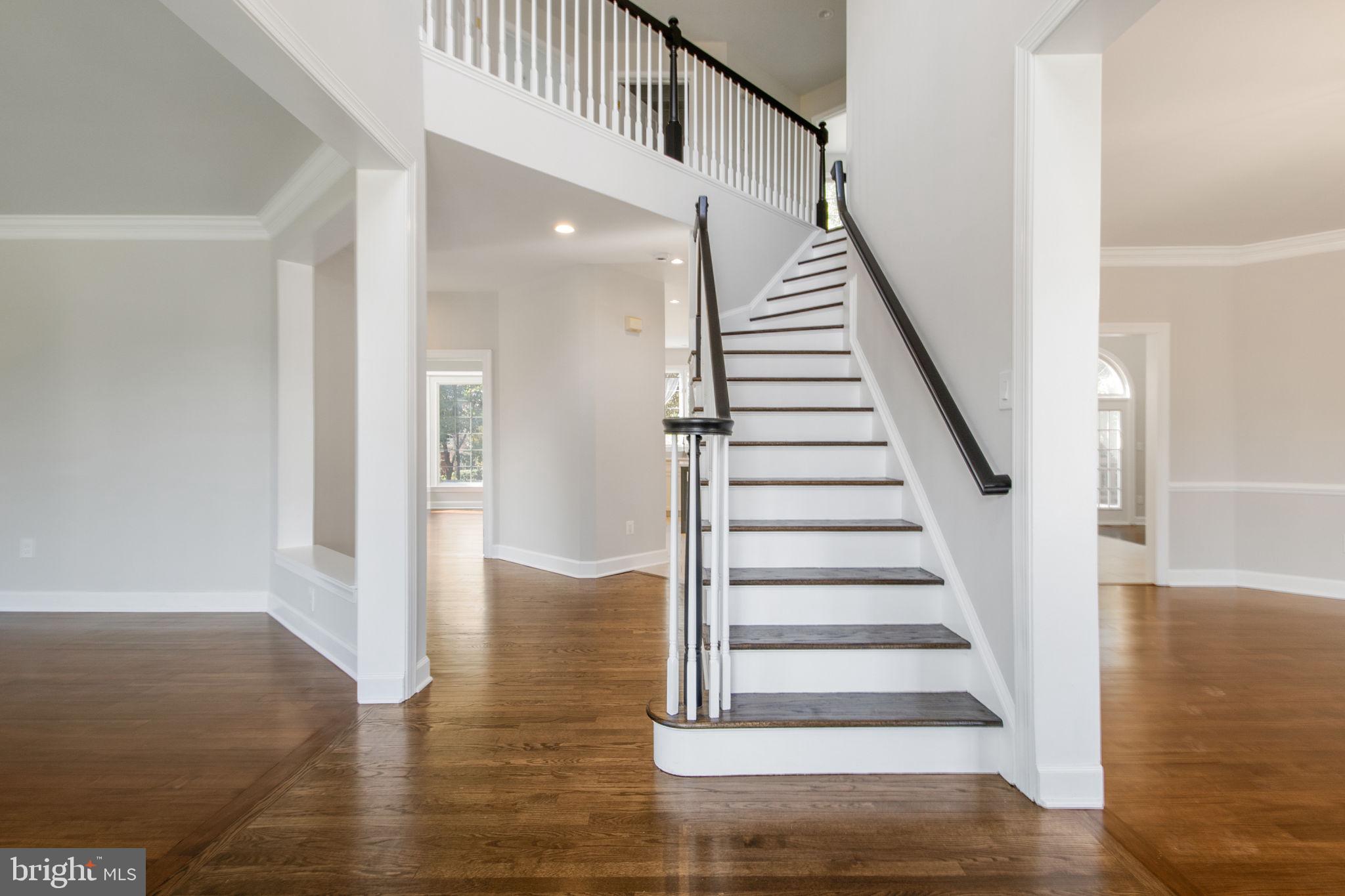 WILLOWS OF POTOMAC - Residential