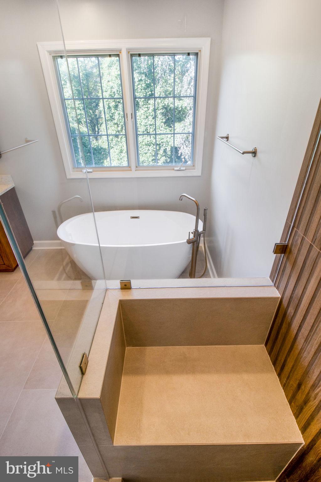 WILLOWS OF POTOMAC - Residential