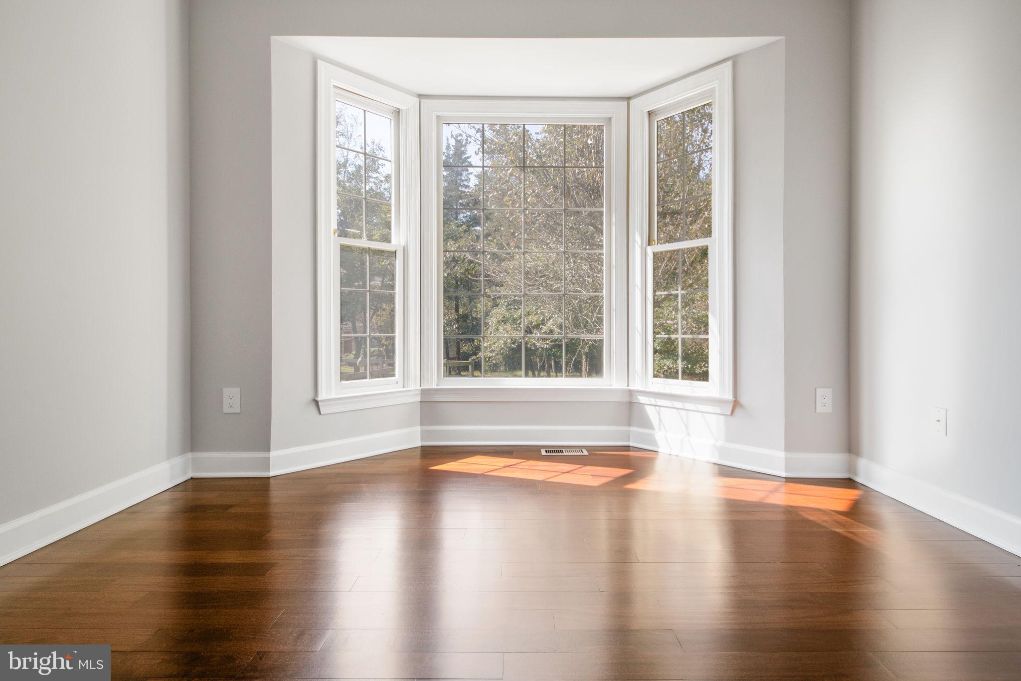 WILLOWS OF POTOMAC - Residential