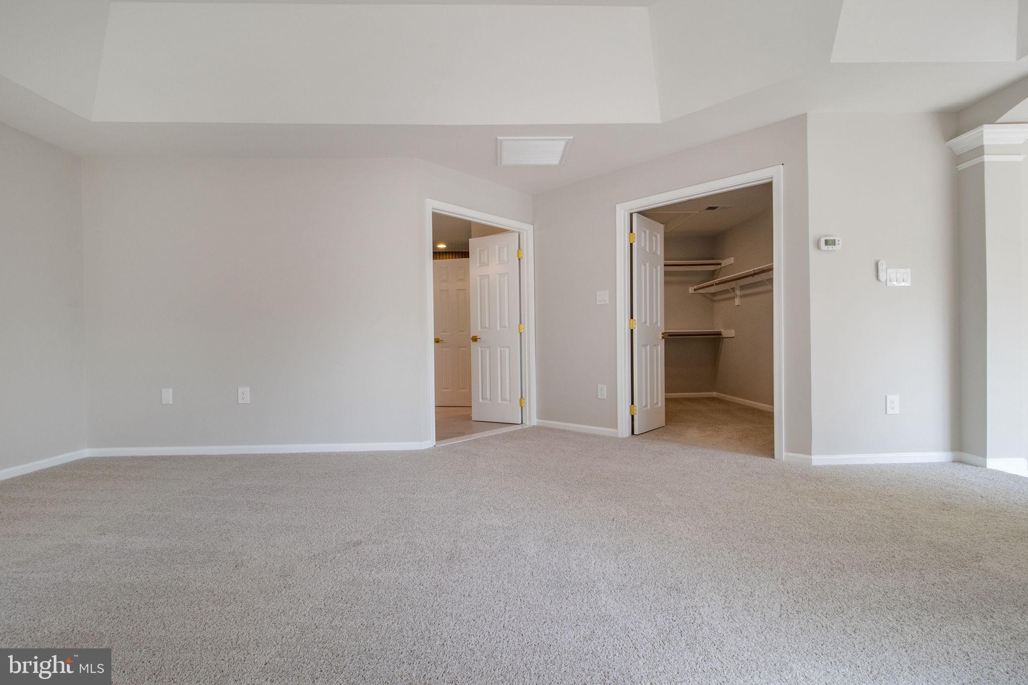 WILLOWS OF POTOMAC - Residential