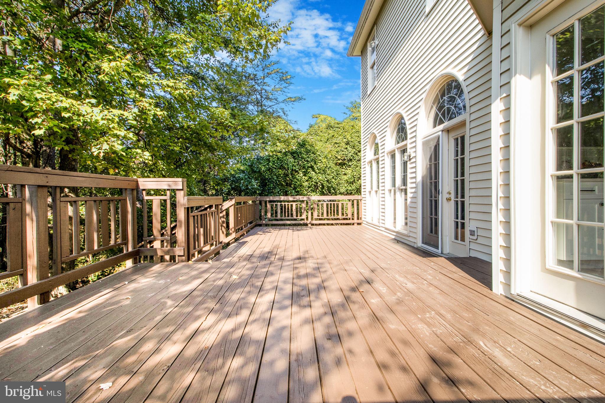 WILLOWS OF POTOMAC - Residential