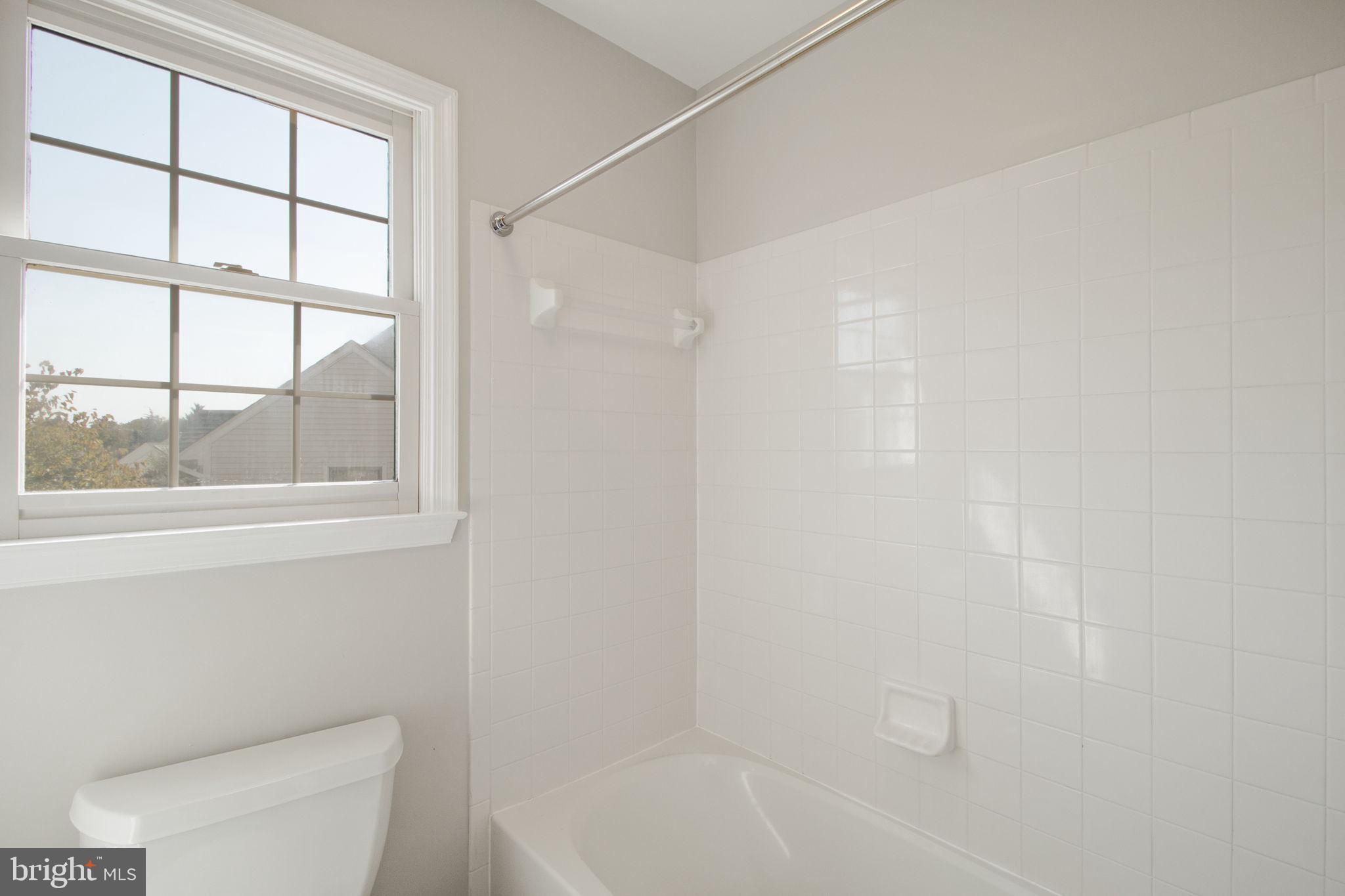 WILLOWS OF POTOMAC - Residential