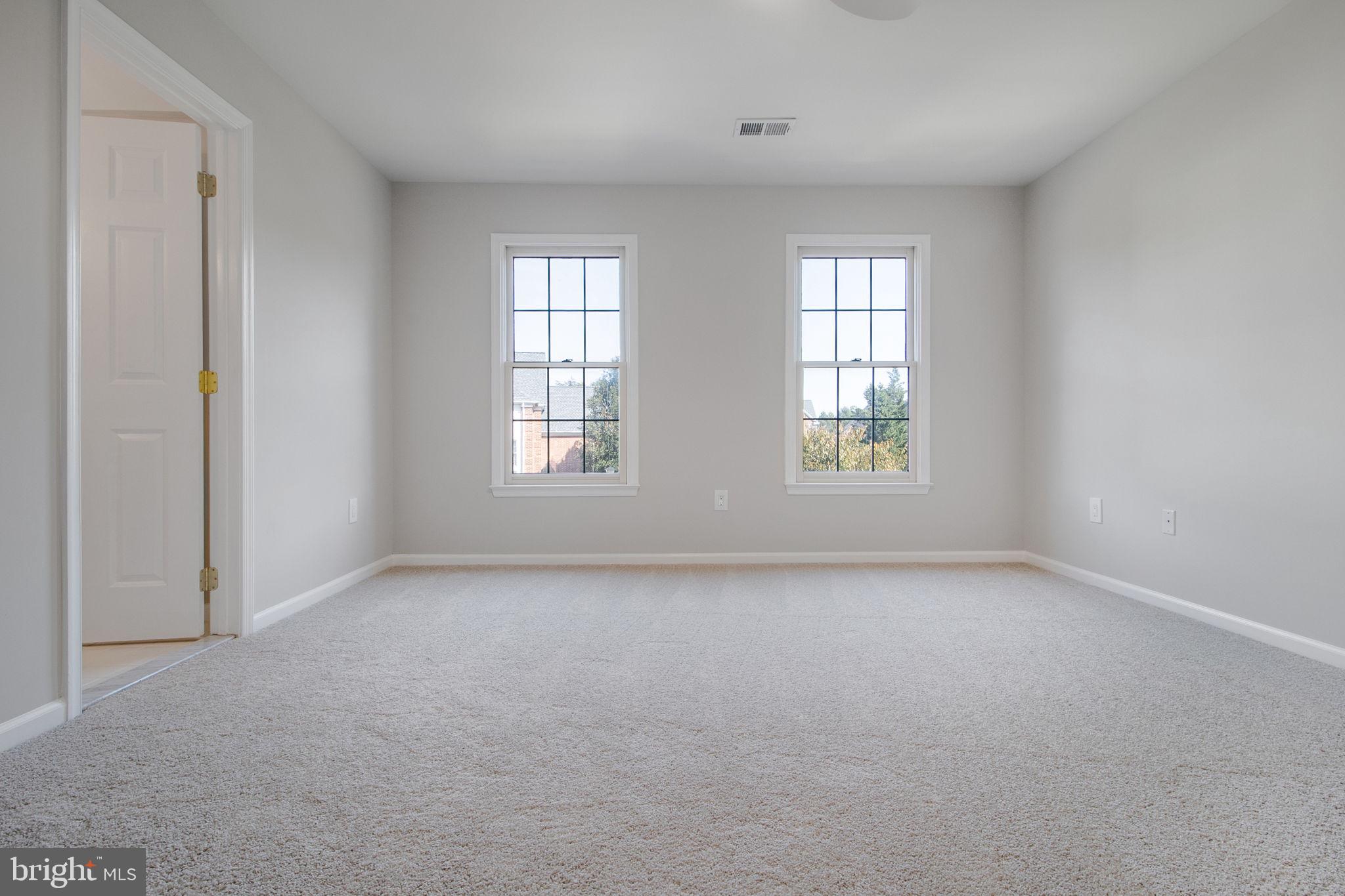 WILLOWS OF POTOMAC - Residential