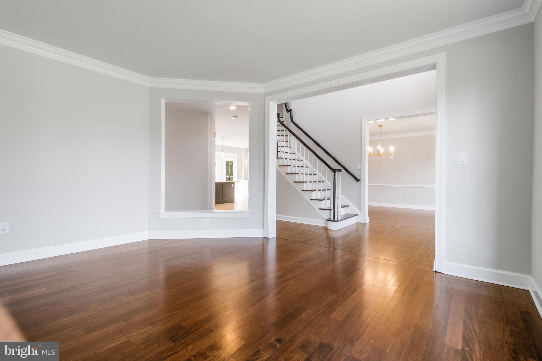 WILLOWS OF POTOMAC - Residential