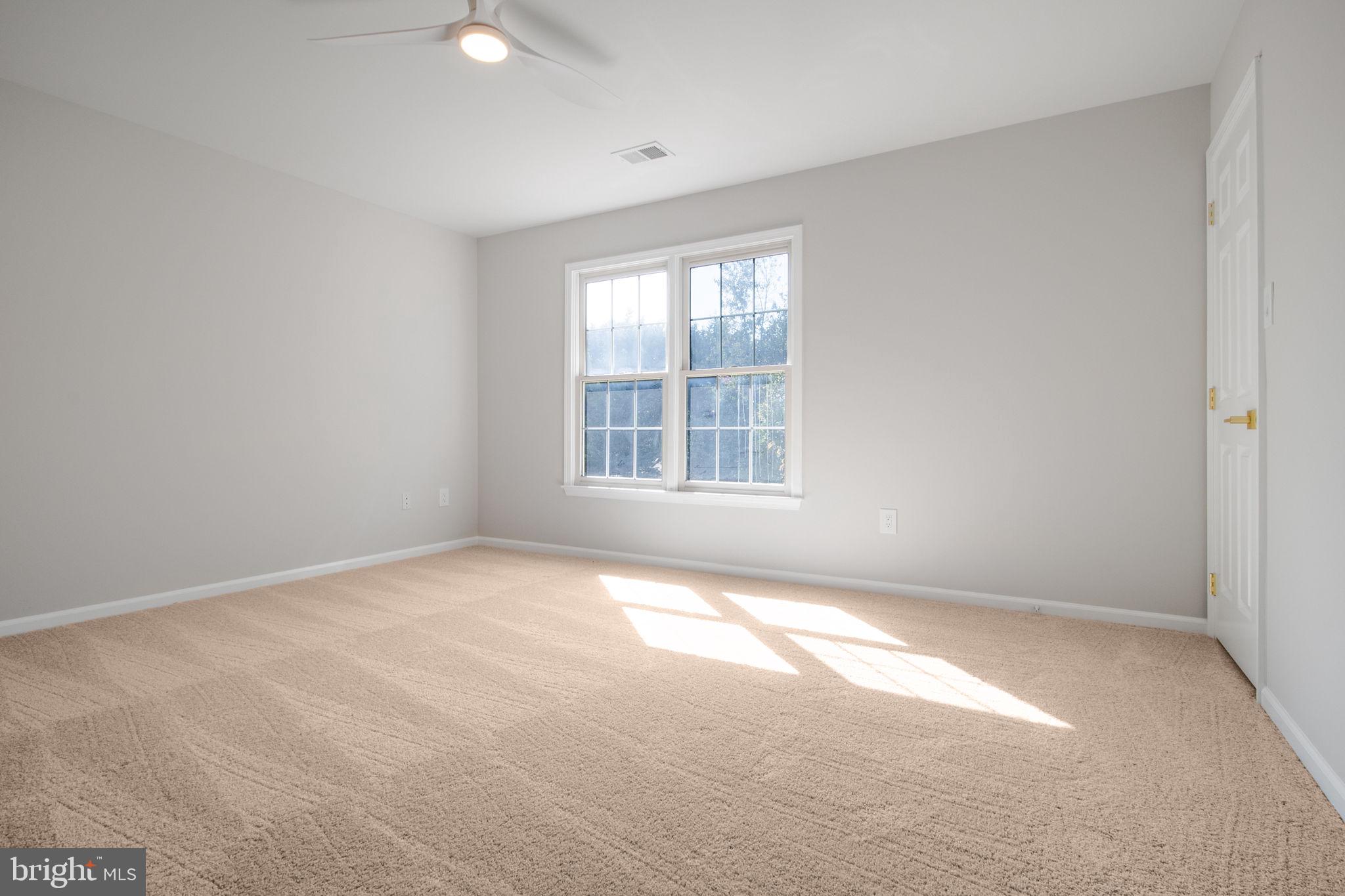 WILLOWS OF POTOMAC - Residential