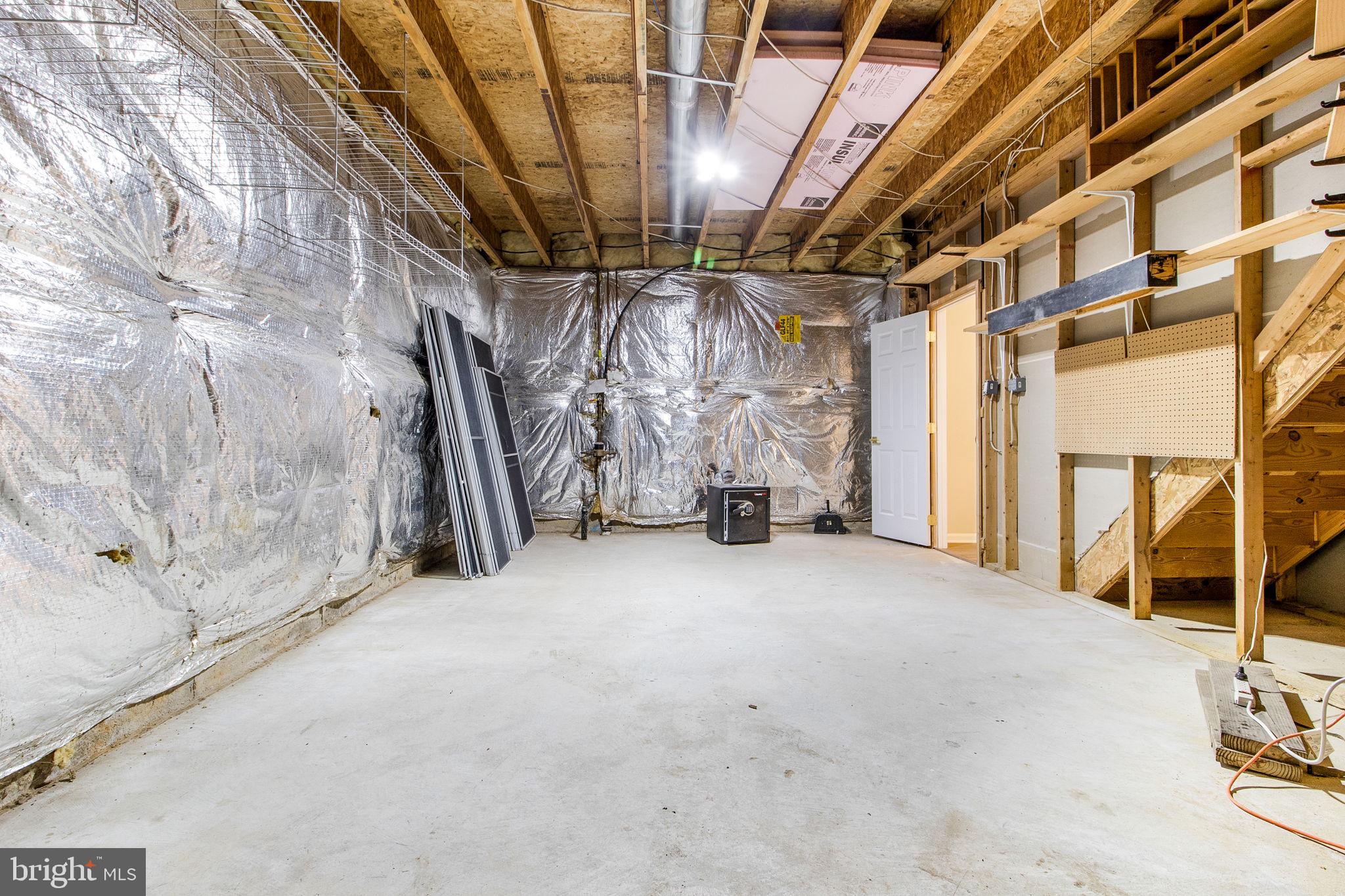 WILLOWS OF POTOMAC - Residential