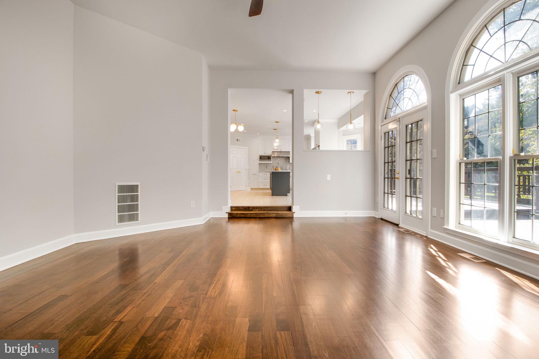 WILLOWS OF POTOMAC - Residential