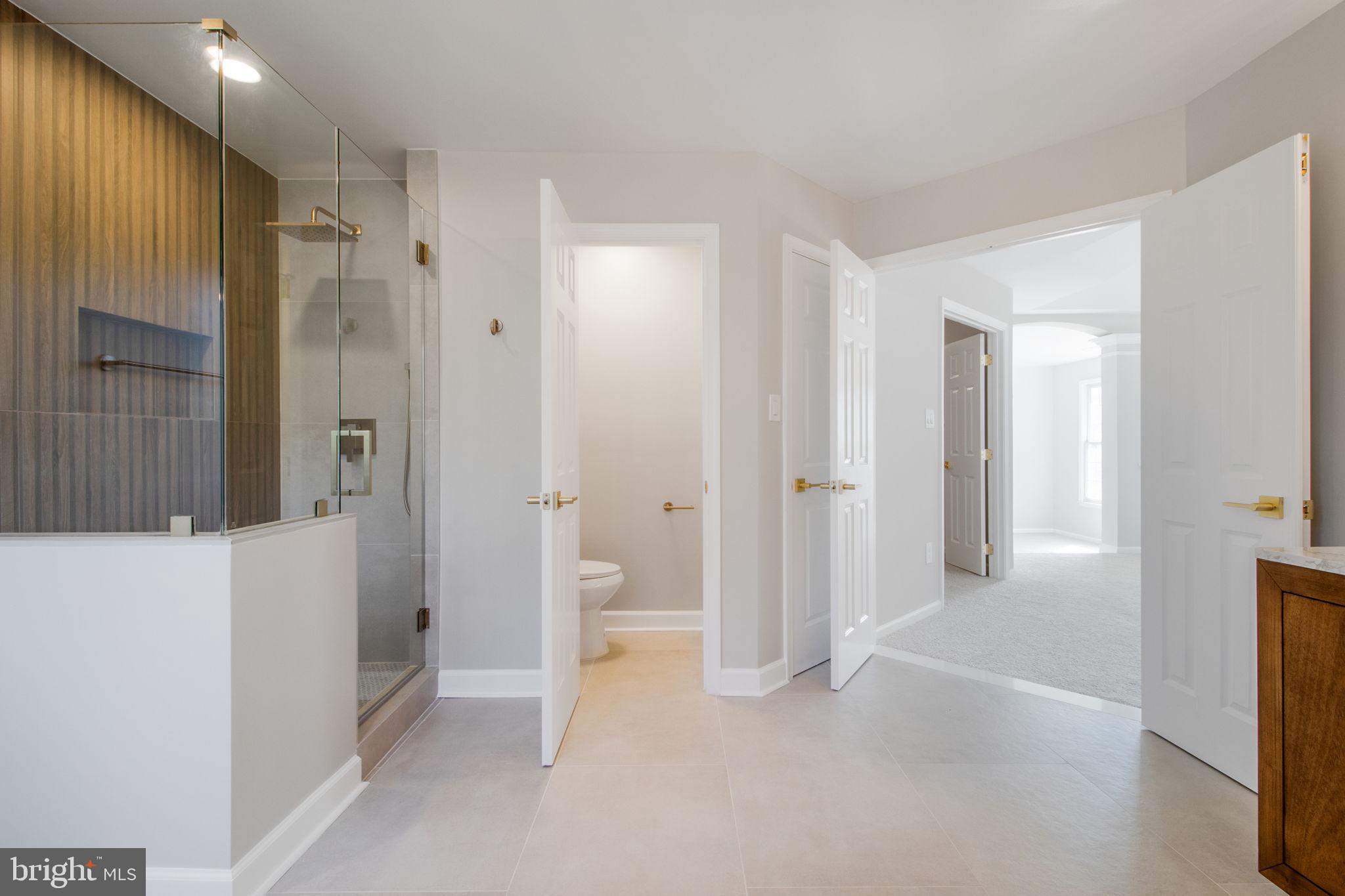 WILLOWS OF POTOMAC - Residential