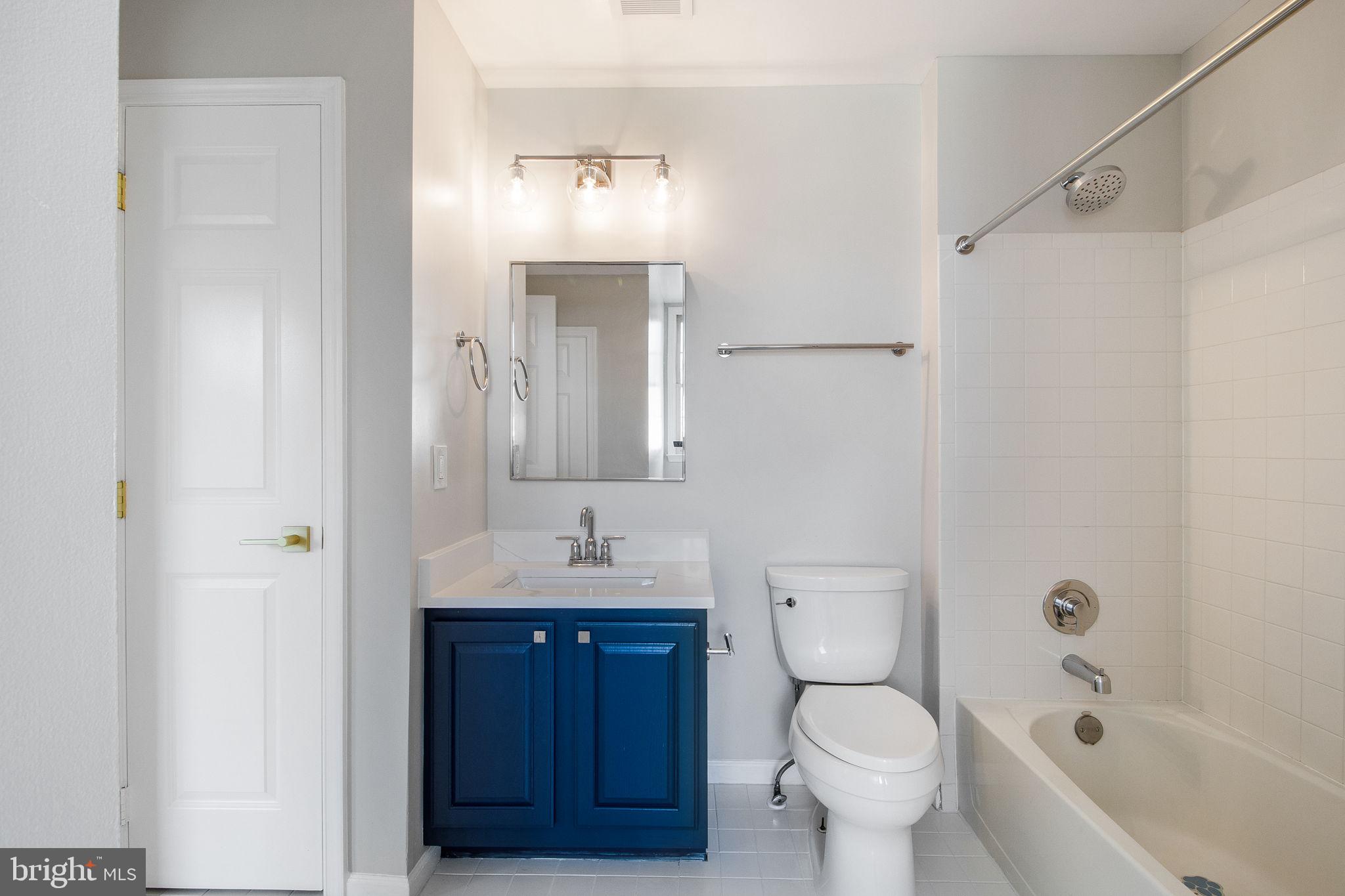 WILLOWS OF POTOMAC - Residential