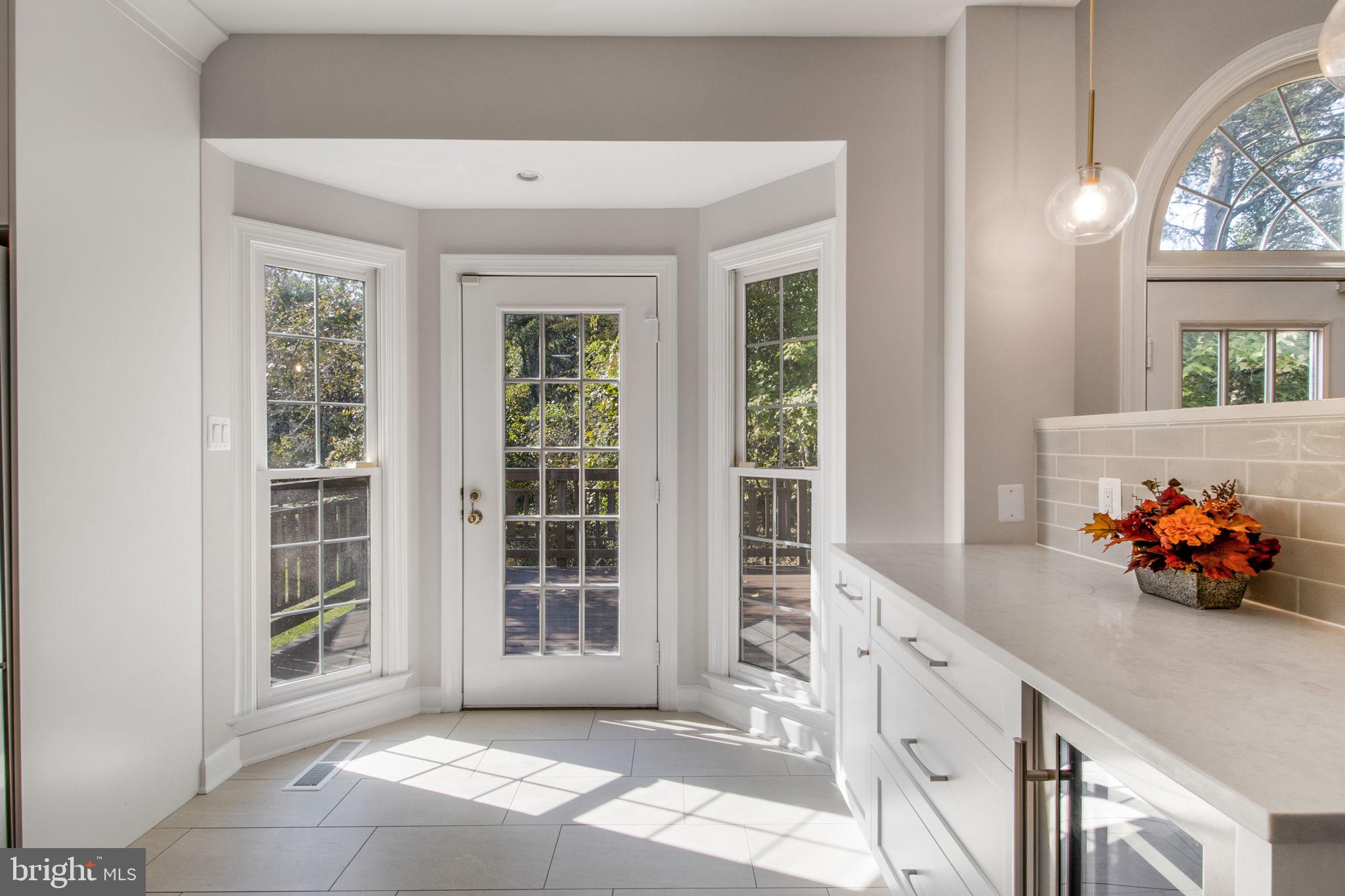 WILLOWS OF POTOMAC - Residential