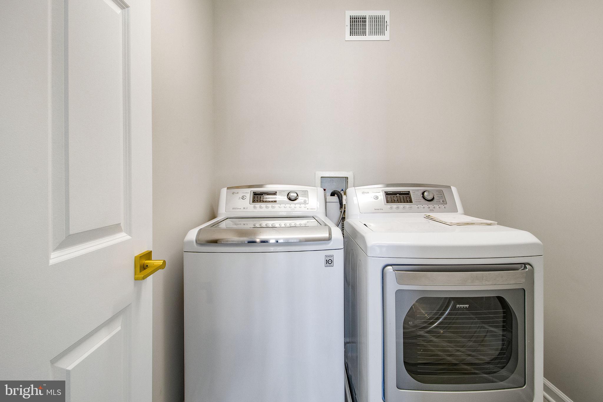 WILLOWS OF POTOMAC - Residential