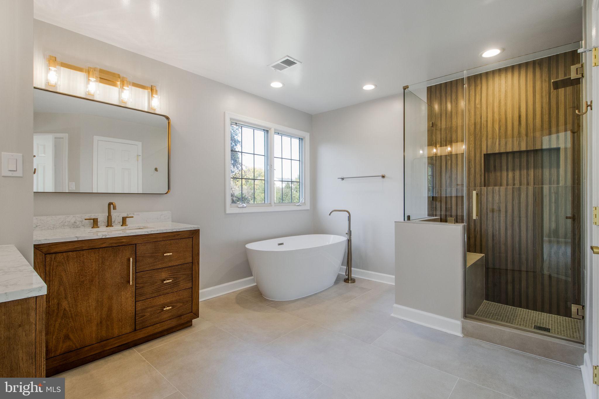 WILLOWS OF POTOMAC - Residential