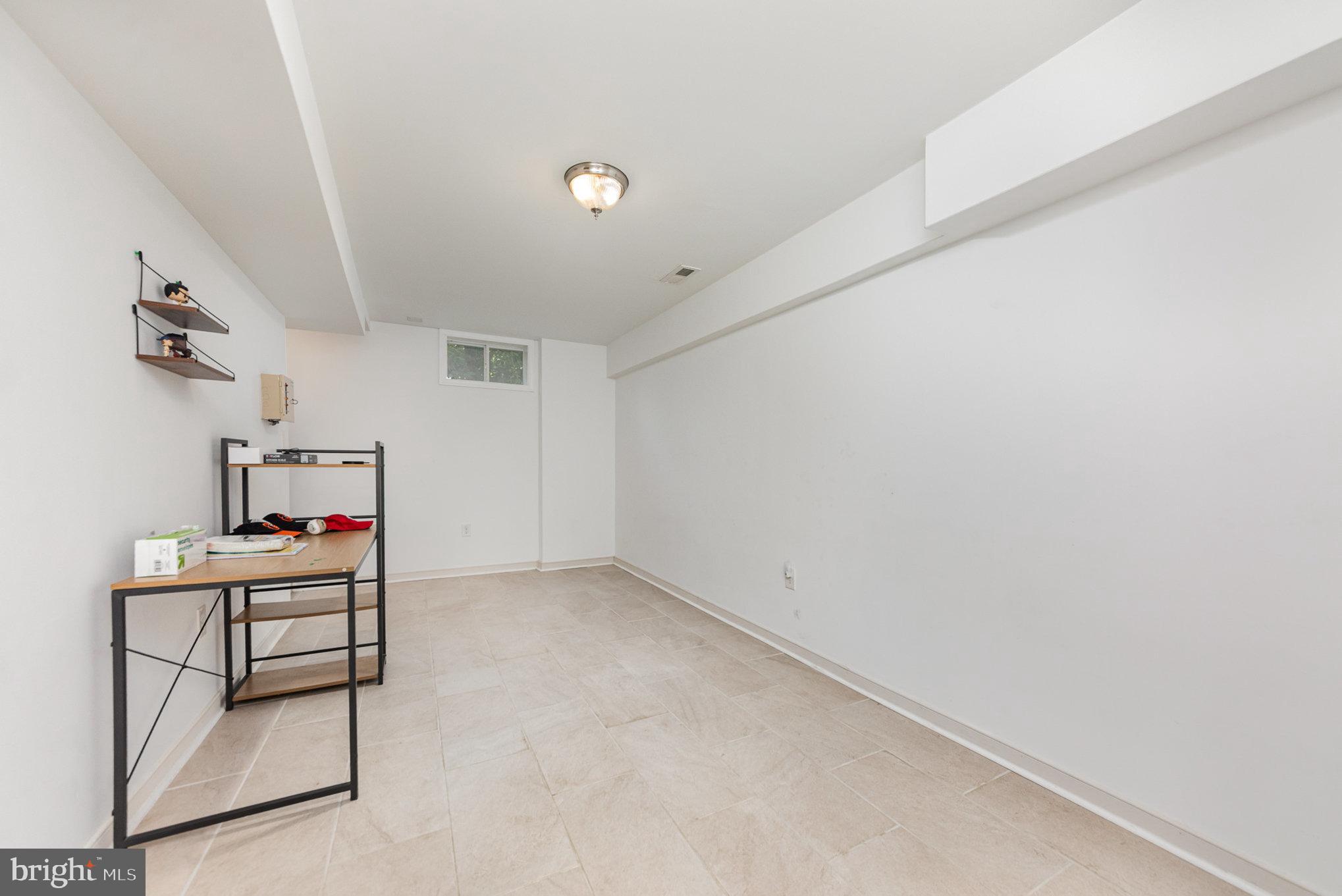 LAKE LAND OR - Residential