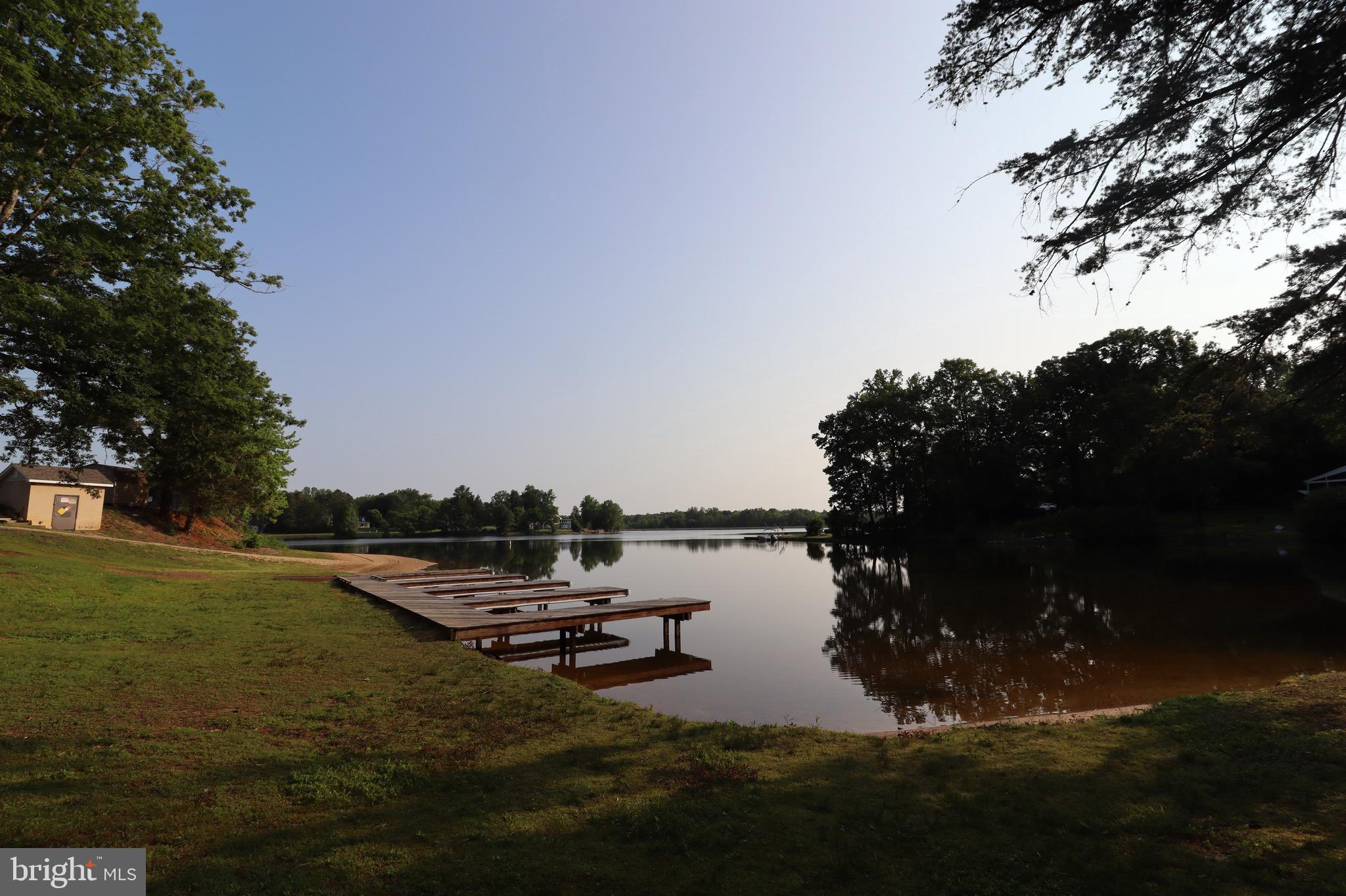 LAKE LAND OR - Residential