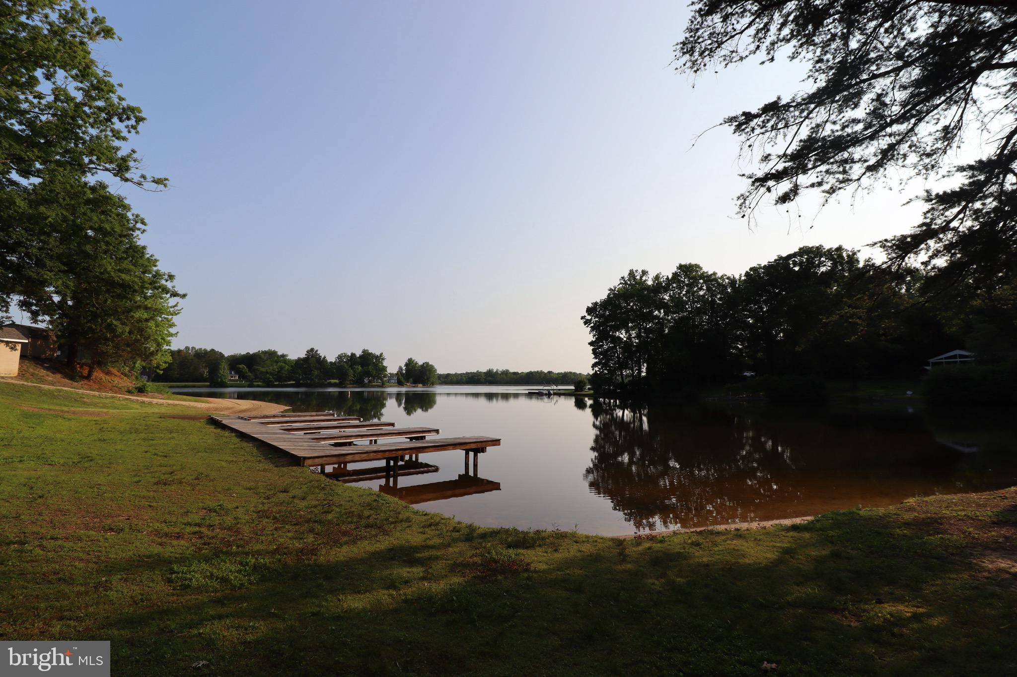 LAKE LAND OR - Residential