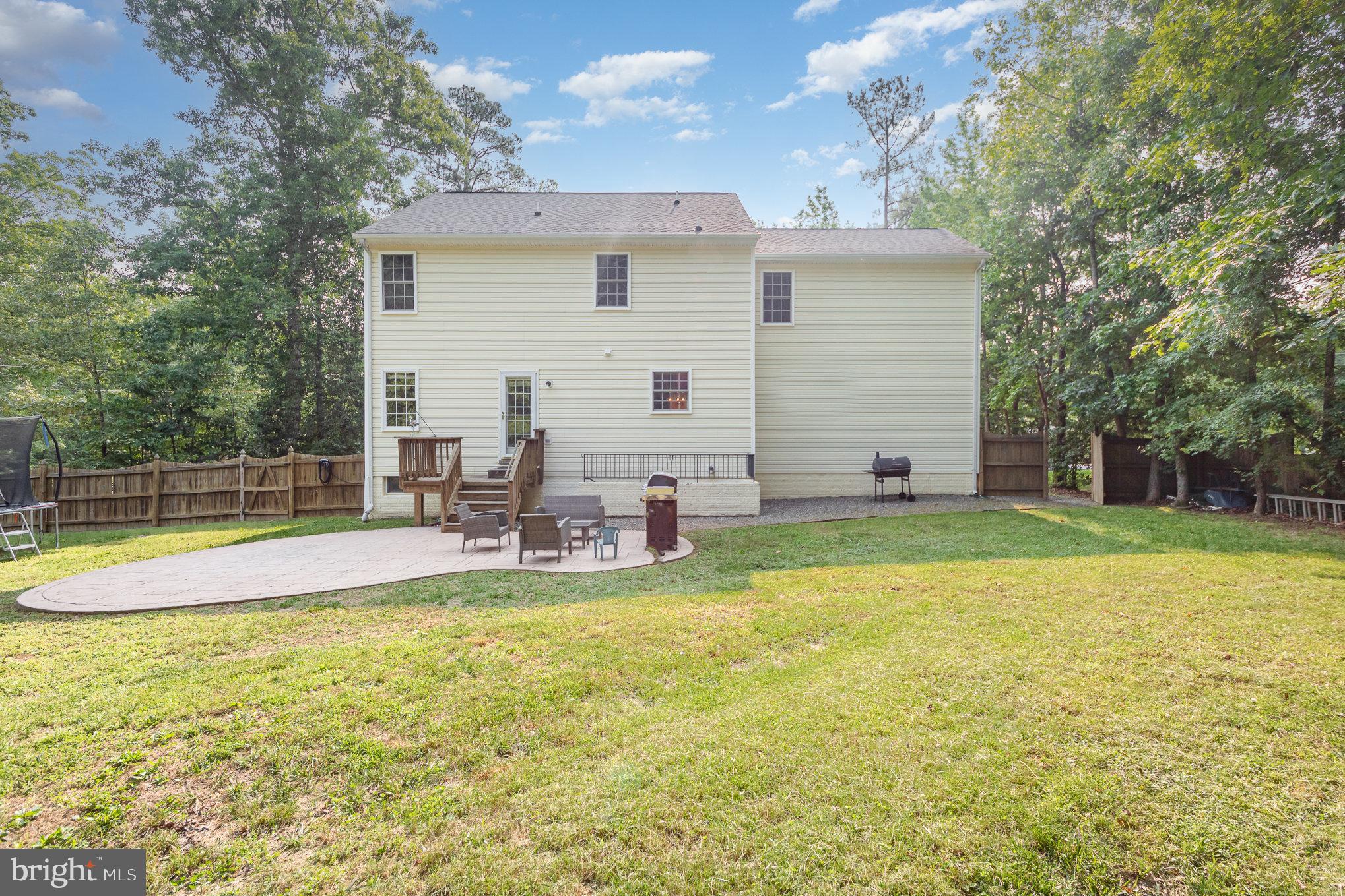 LAKE LAND OR - Residential