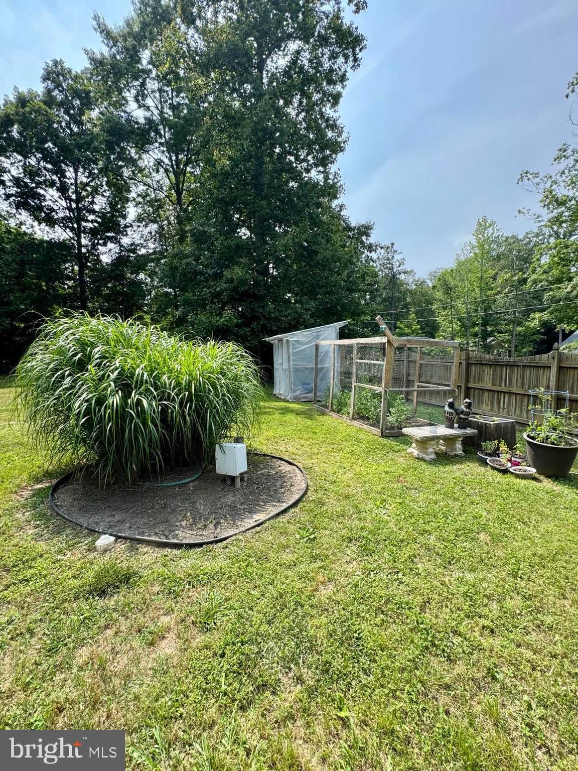 LAKE LAND OR - Residential