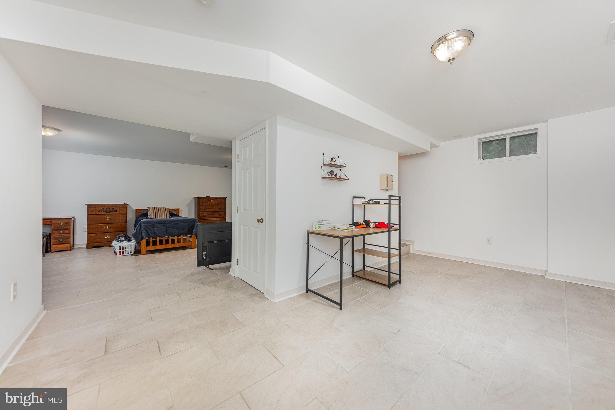 LAKE LAND OR - Residential