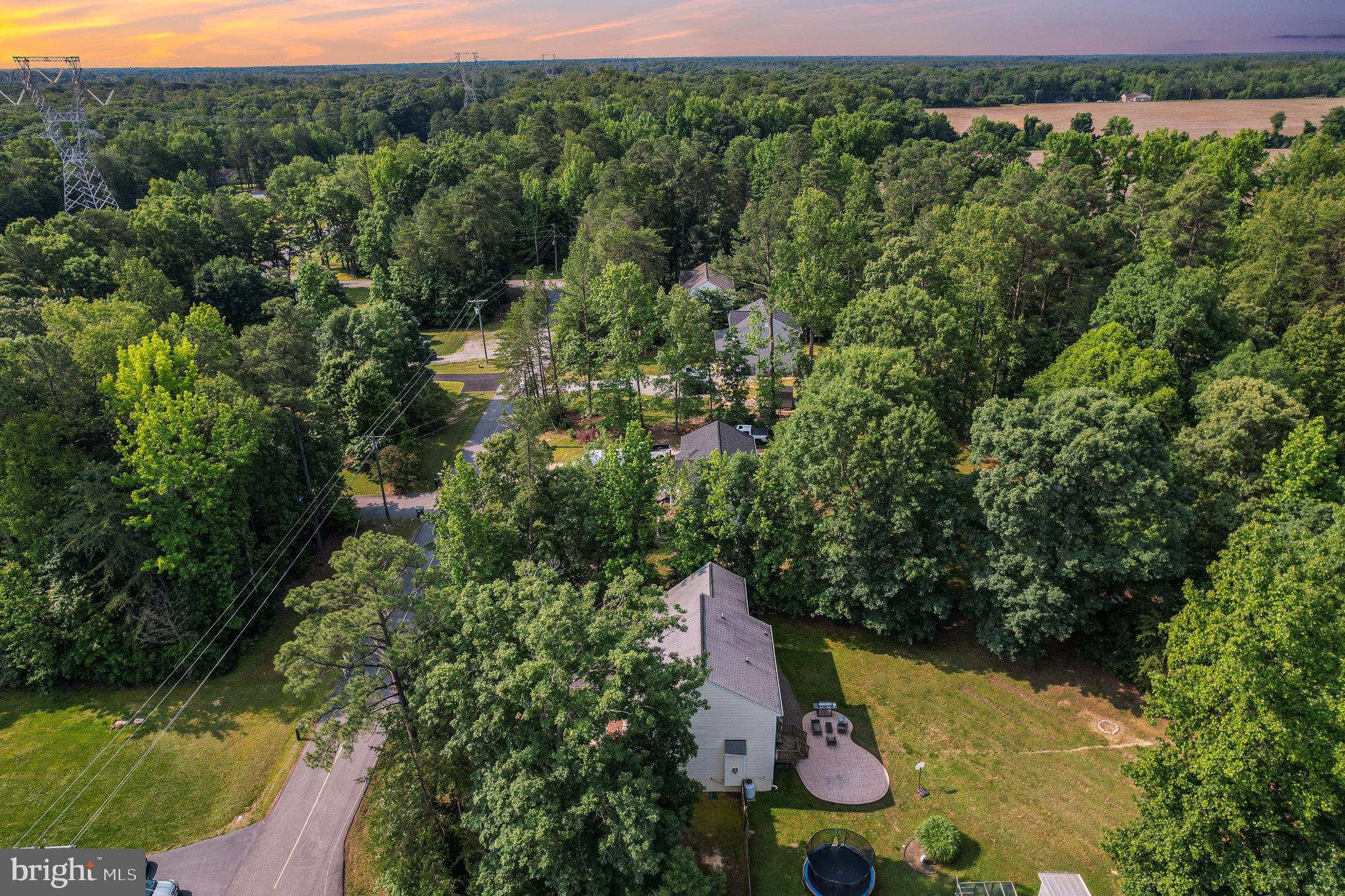 LAKE LAND OR - Residential