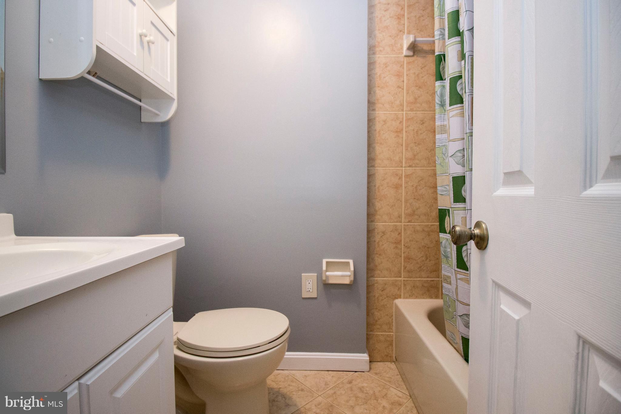 DALE CITY - Residential Lease