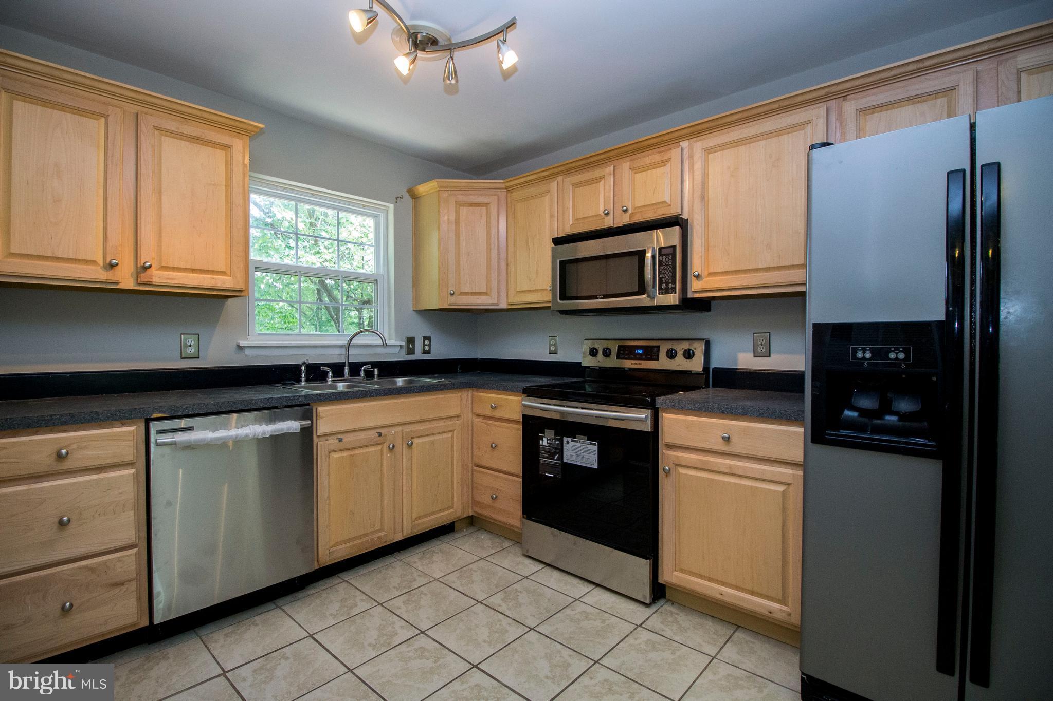 DALE CITY - Residential Lease