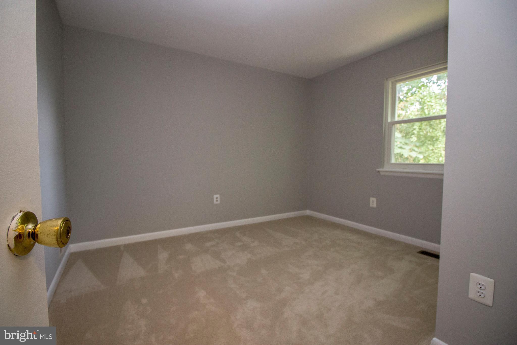 DALE CITY - Residential Lease