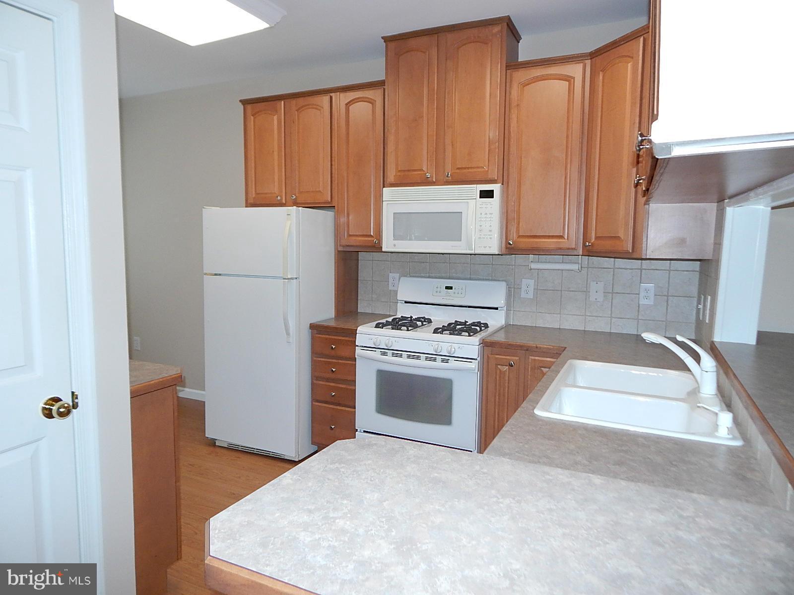 WOODSTONE - Residential Lease