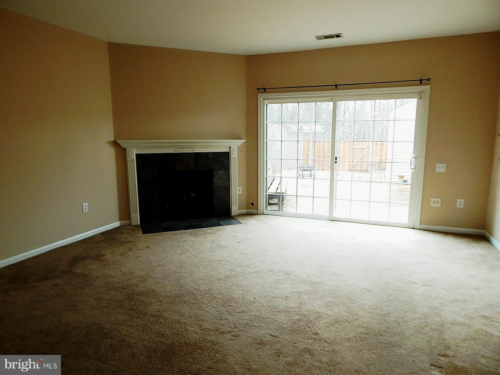 WOODSTONE - Residential Lease