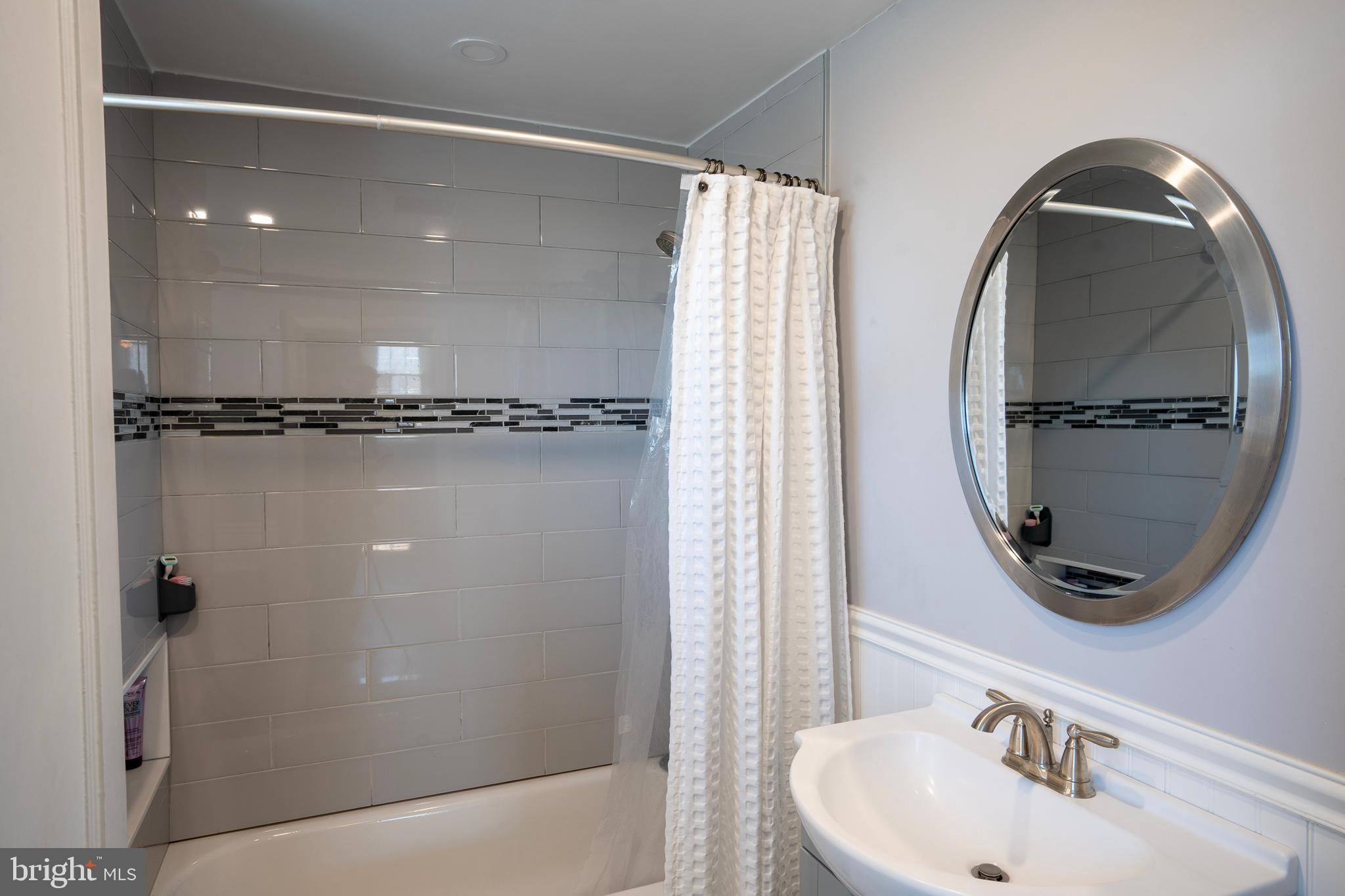 PADDOCK FARMS - Residential