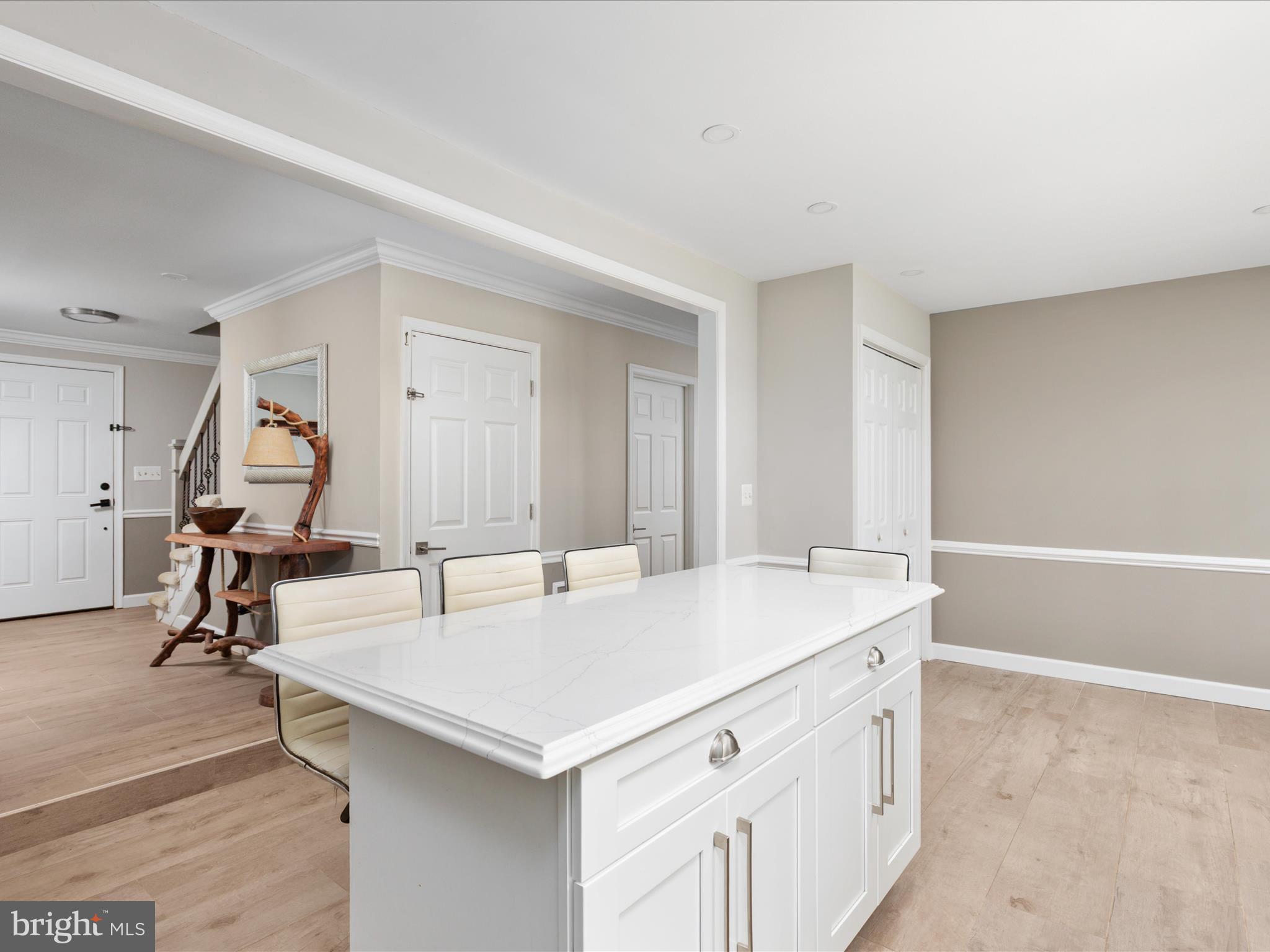 LAYCOCK - Residential