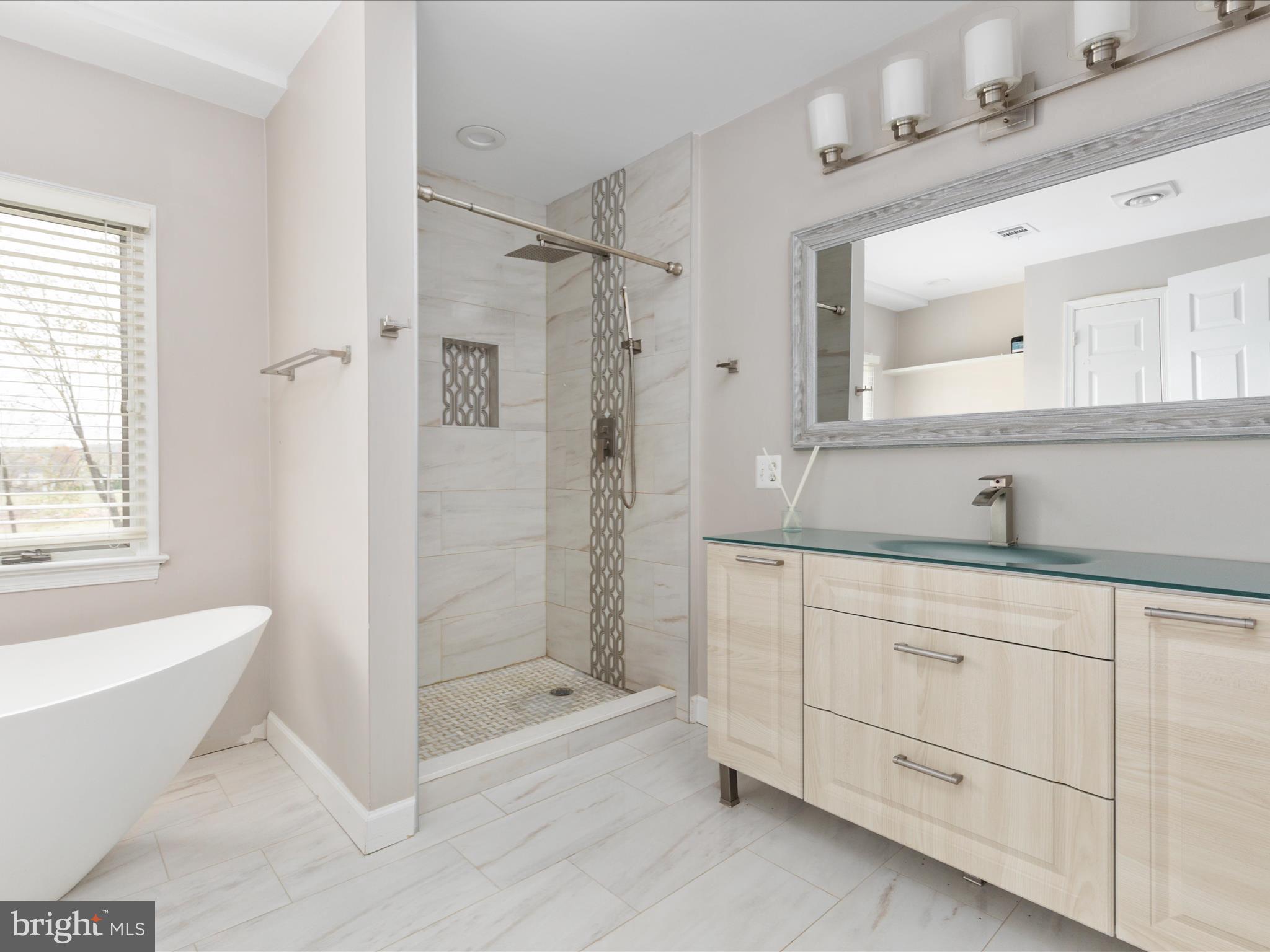 LAYCOCK - Residential