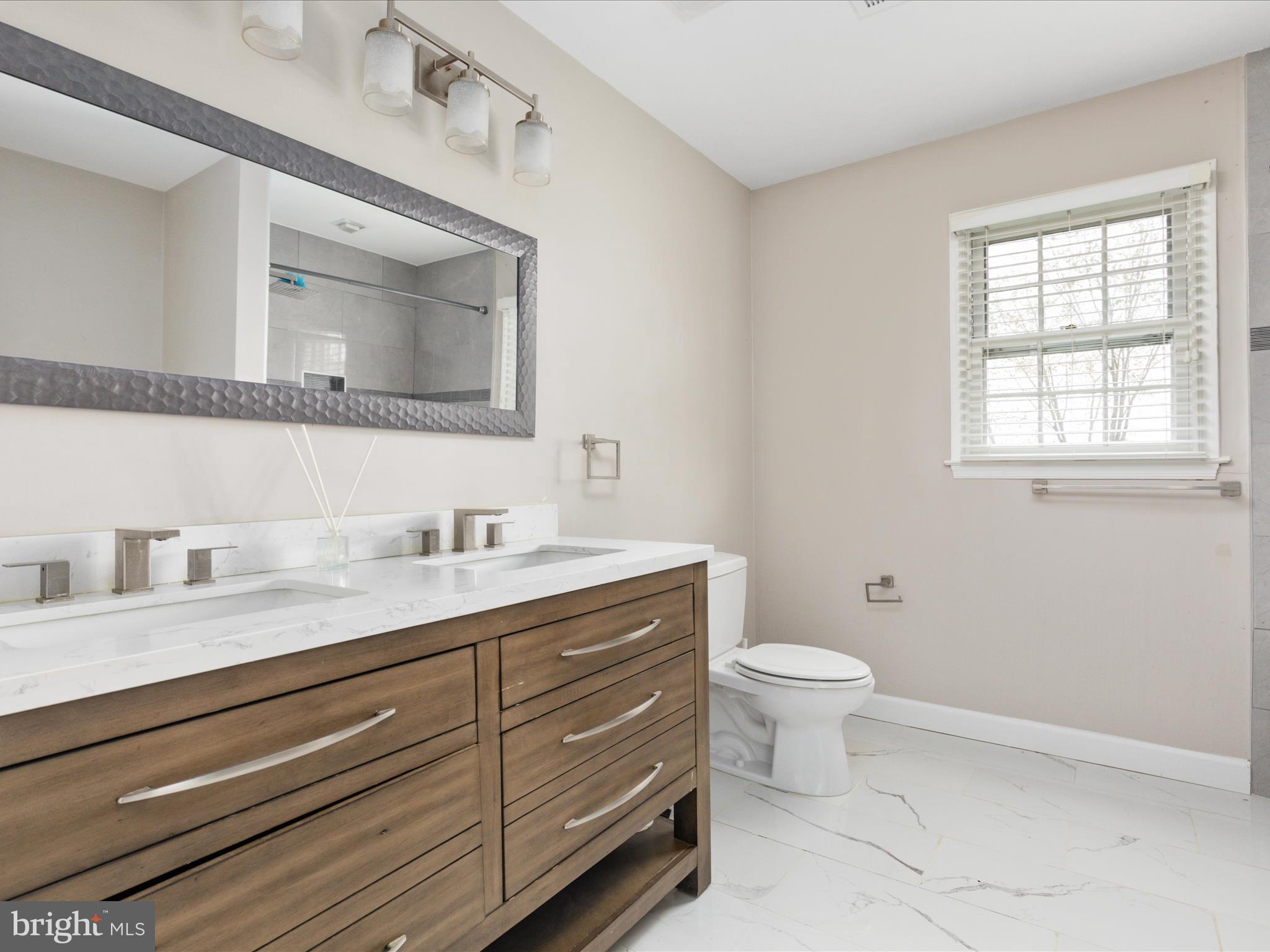 LAYCOCK - Residential