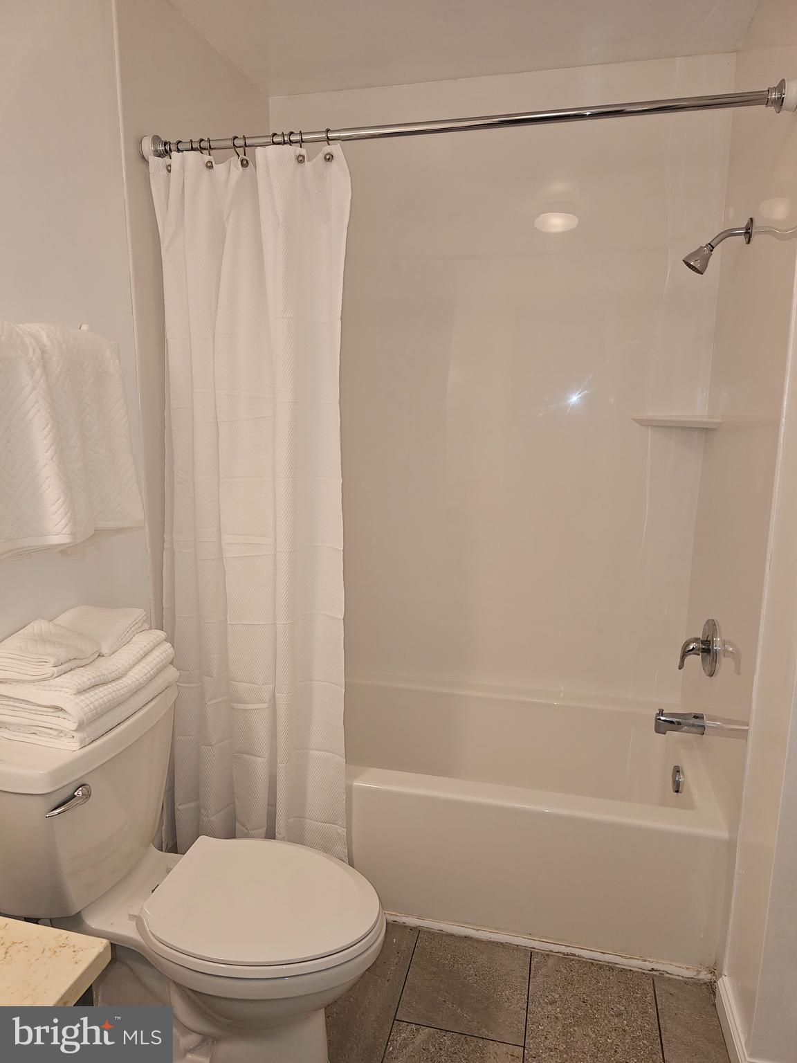 TIMBERBROOK - Residential Lease