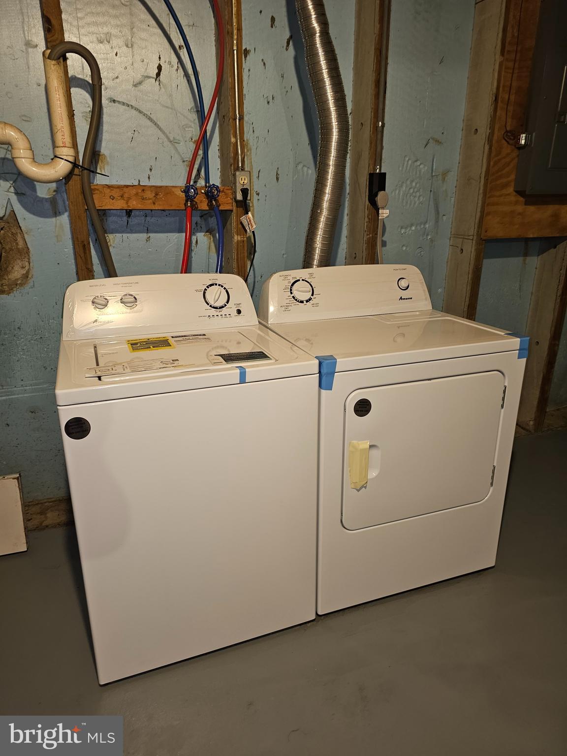 TIMBERBROOK - Residential Lease