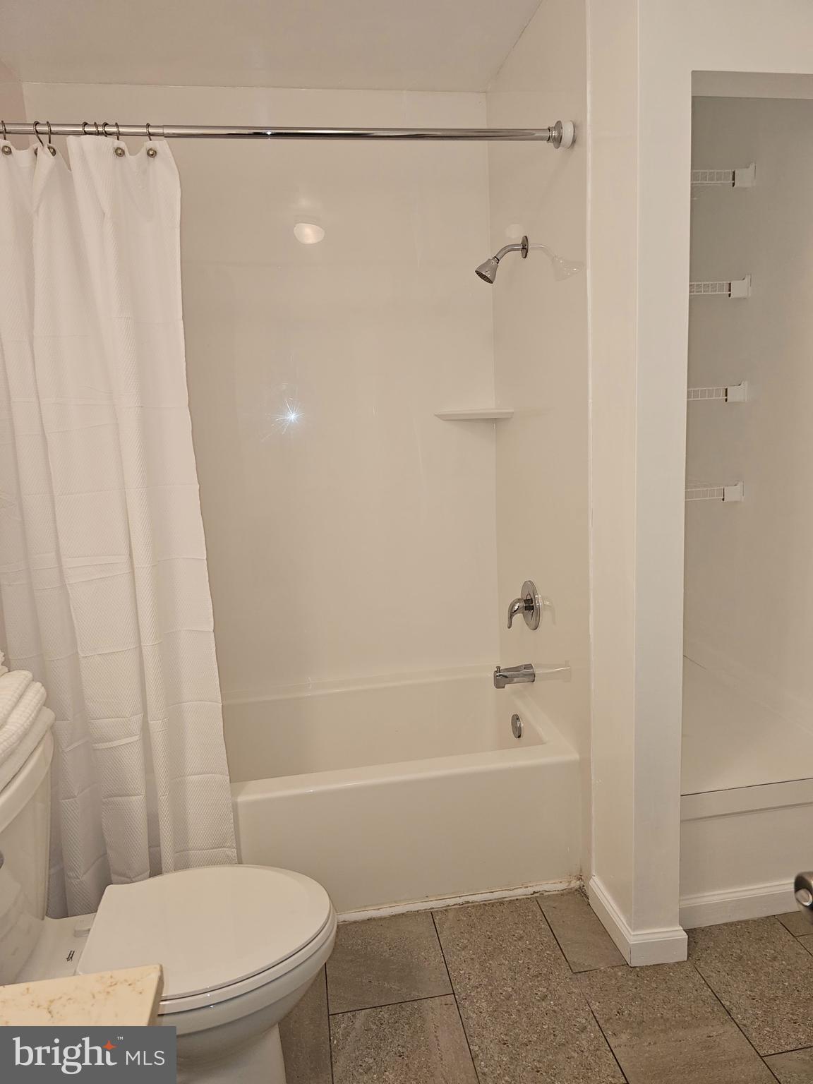 TIMBERBROOK - Residential Lease