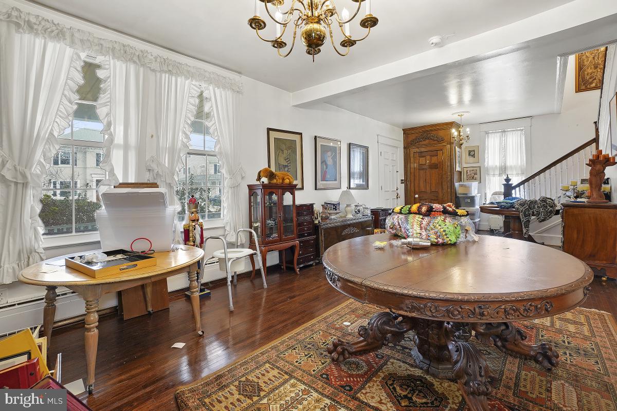 NORWOOD HEIGHTS - Residential