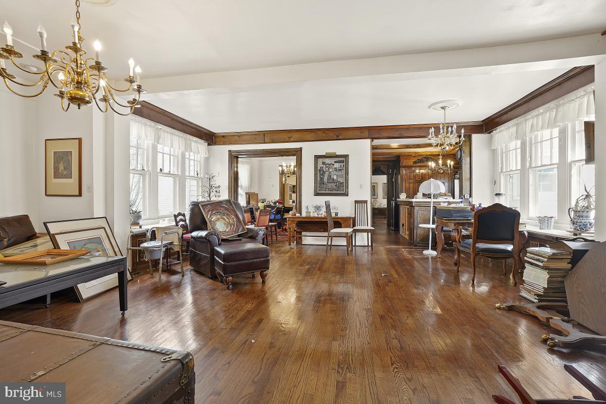 NORWOOD HEIGHTS - Residential