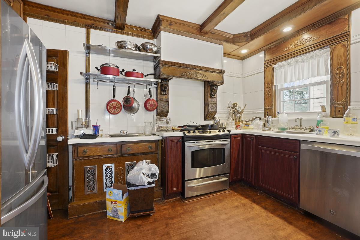 NORWOOD HEIGHTS - Residential