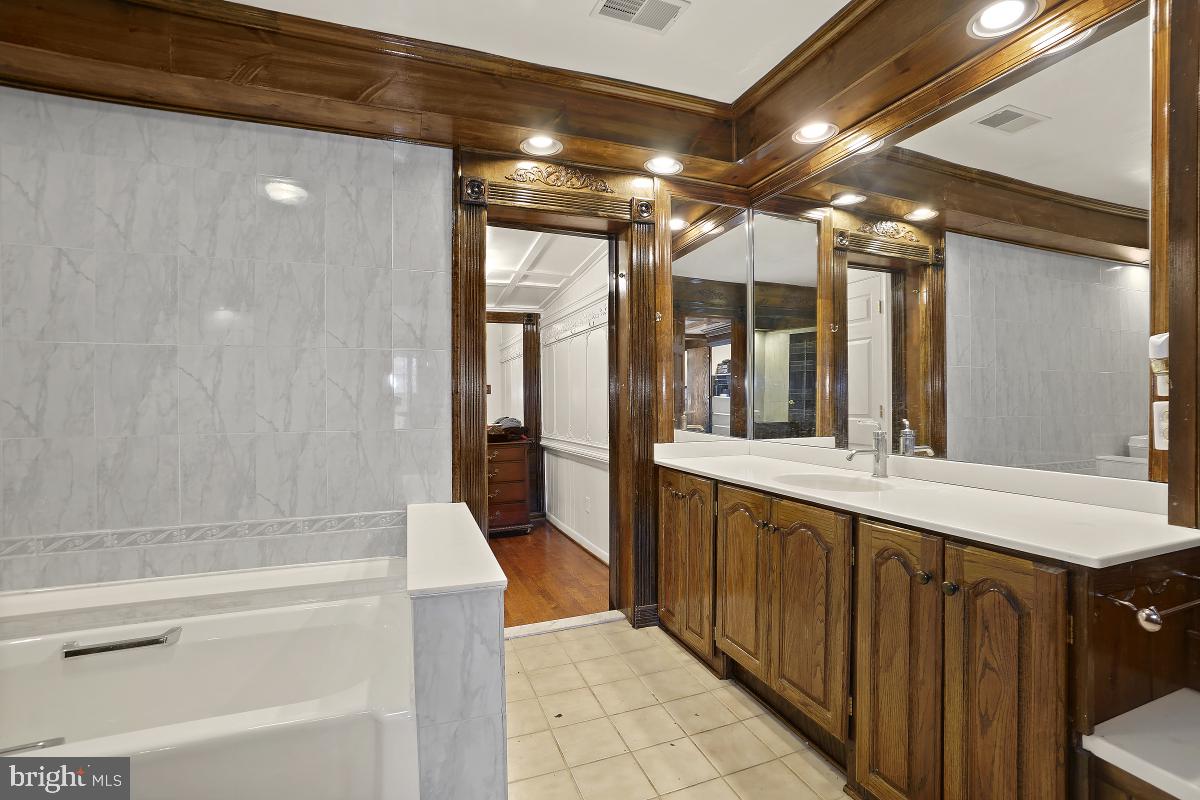 NORWOOD HEIGHTS - Residential