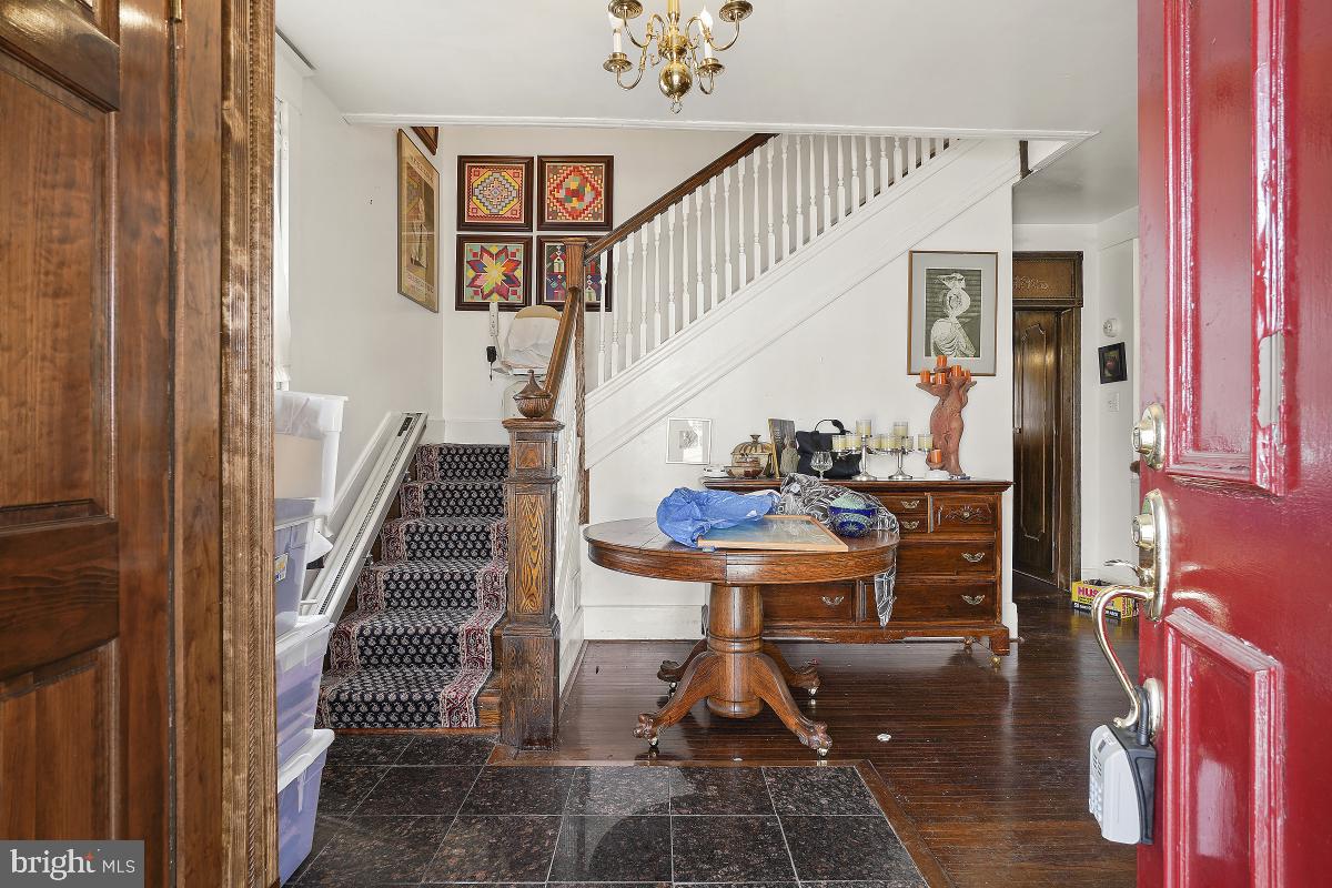 NORWOOD HEIGHTS - Residential