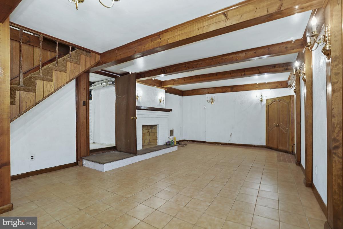 NORWOOD HEIGHTS - Residential