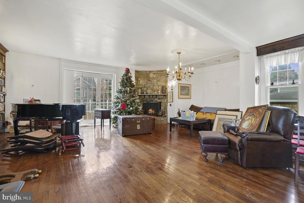 NORWOOD HEIGHTS - Residential