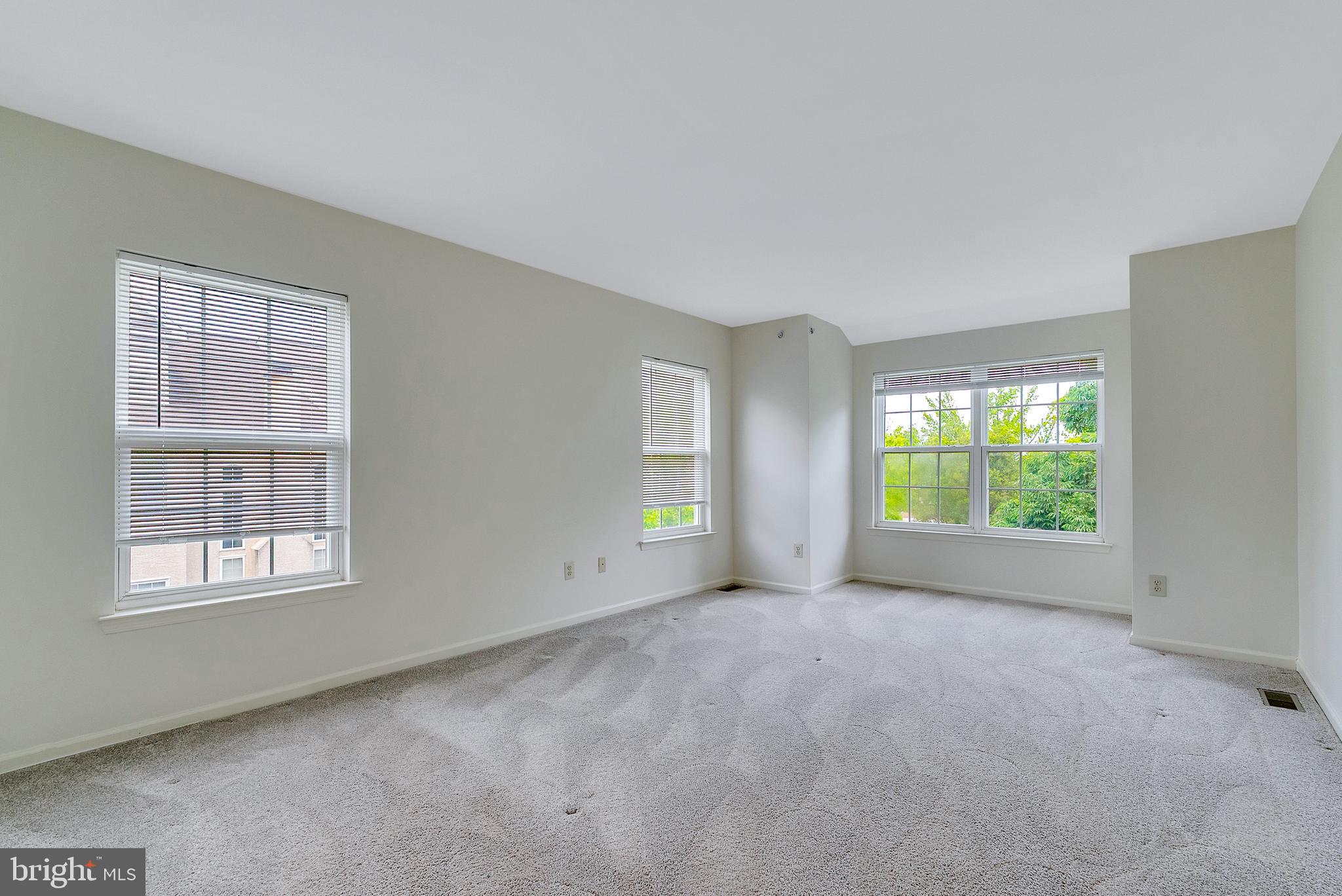 HILL VIEW - Residential