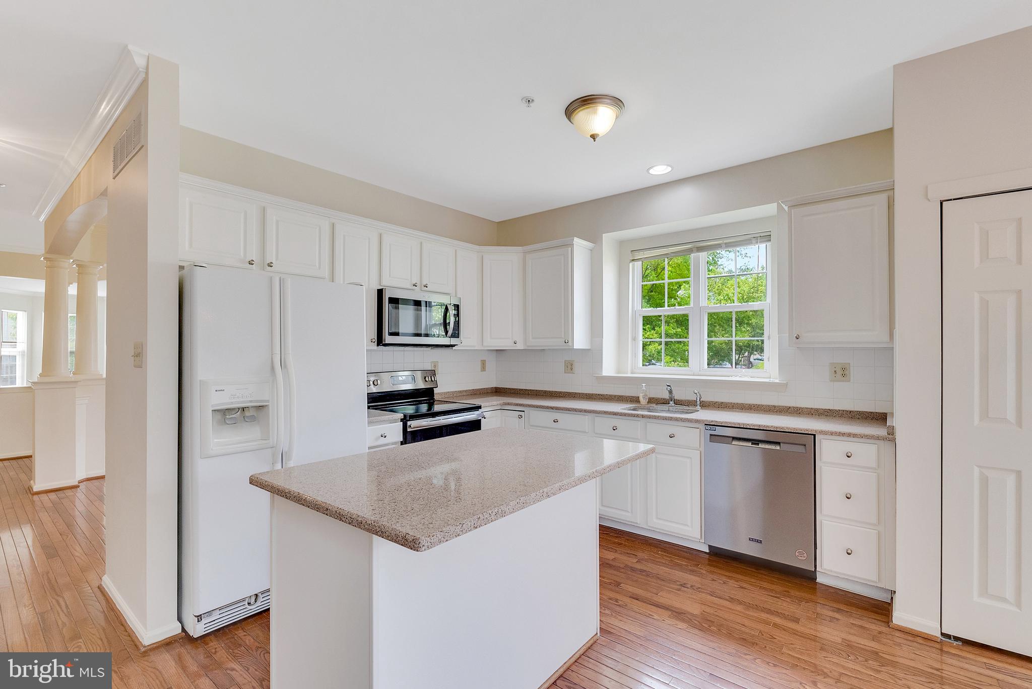 HILL VIEW - Residential