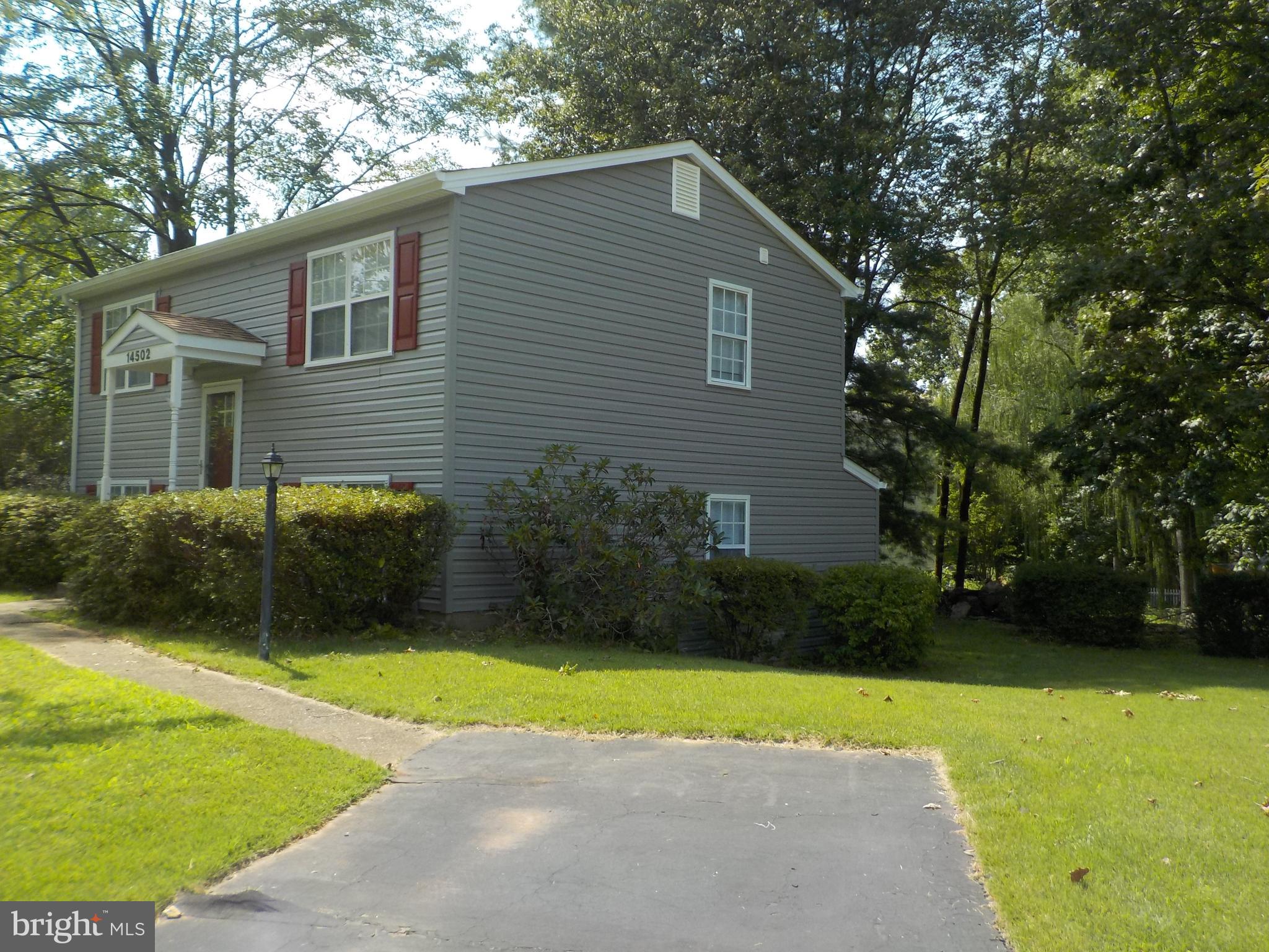 DALE CITY - Residential Lease