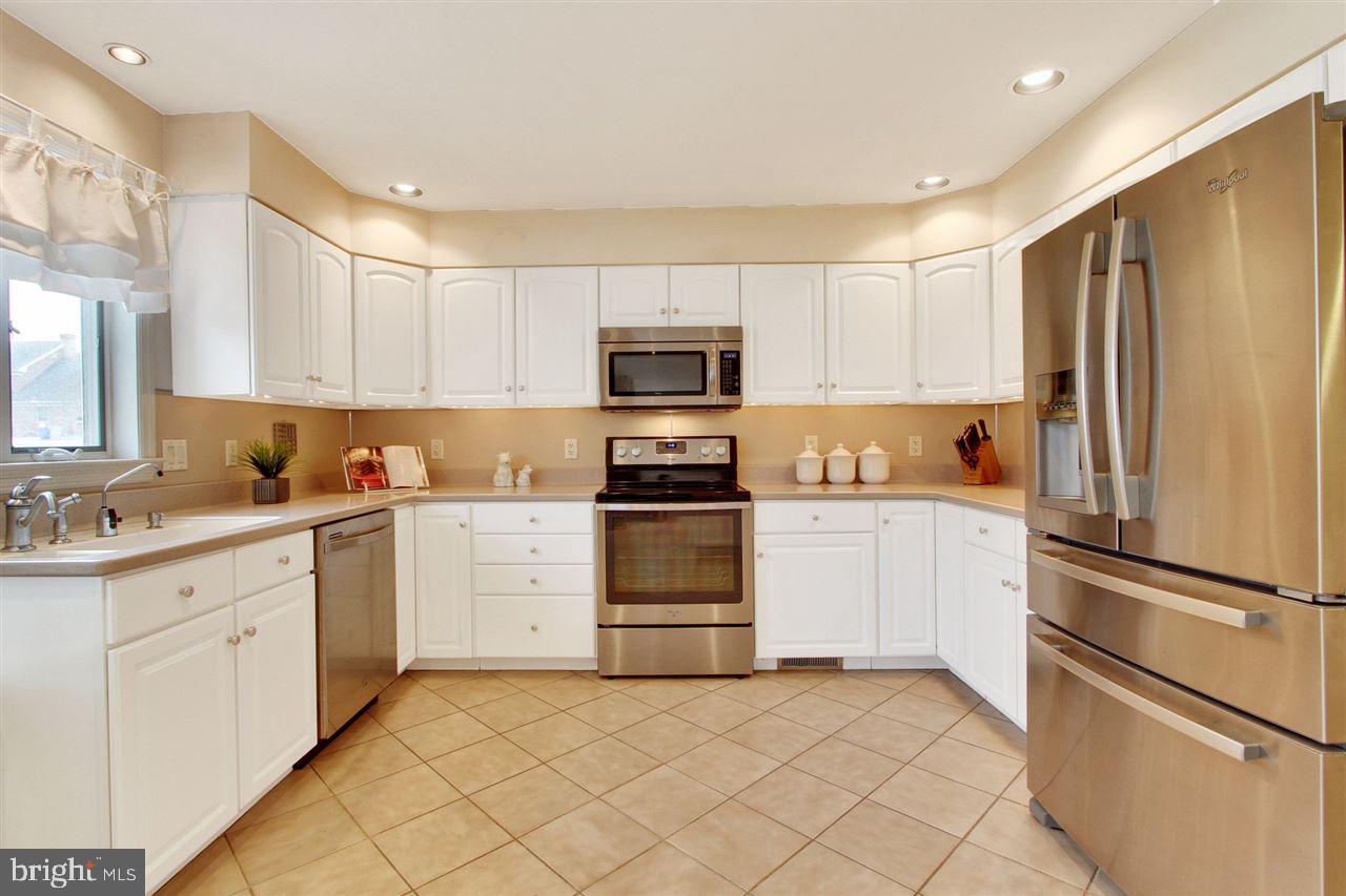 GREENS AT HONEY RUN - Residential