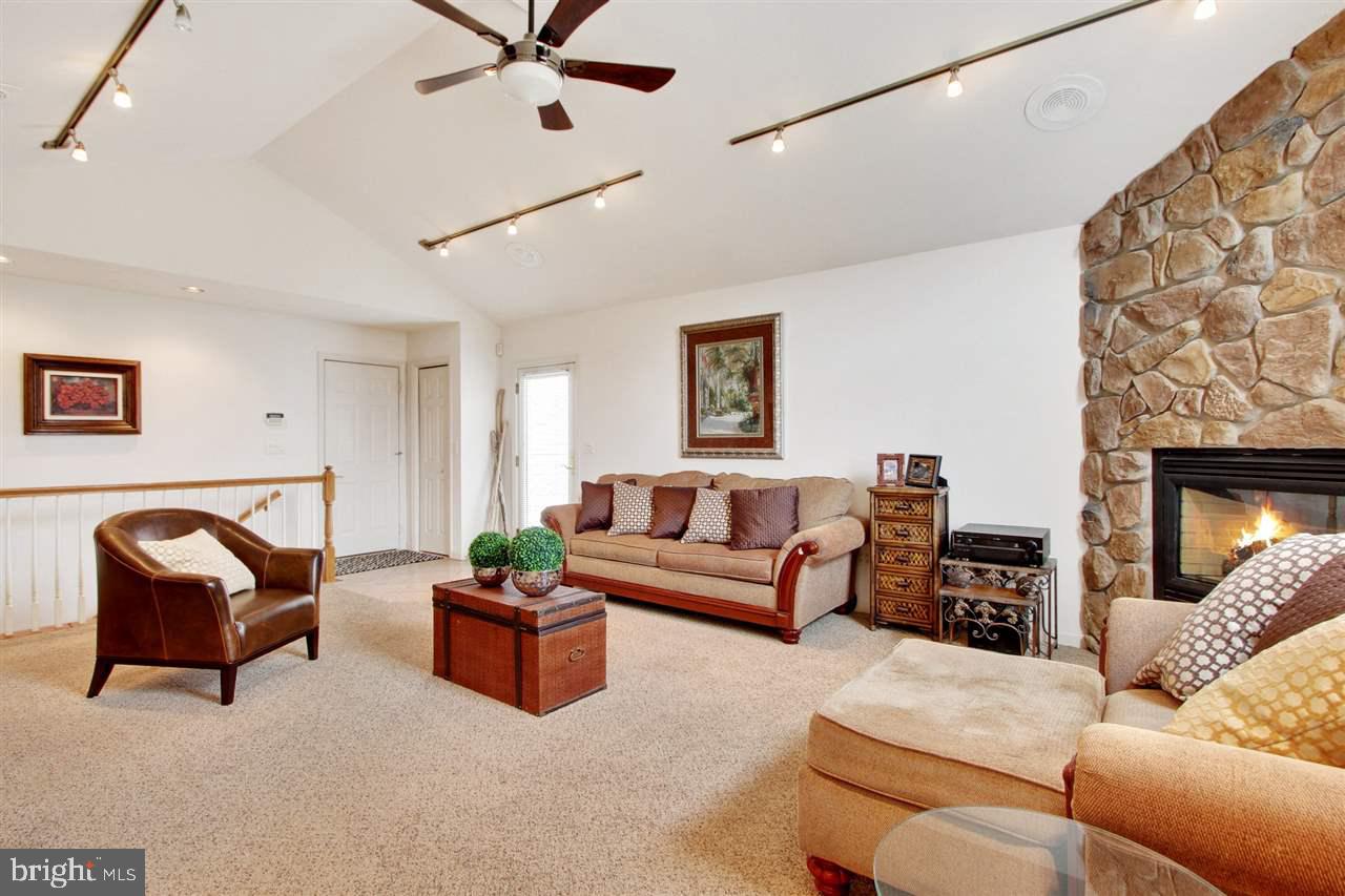 GREENS AT HONEY RUN - Residential