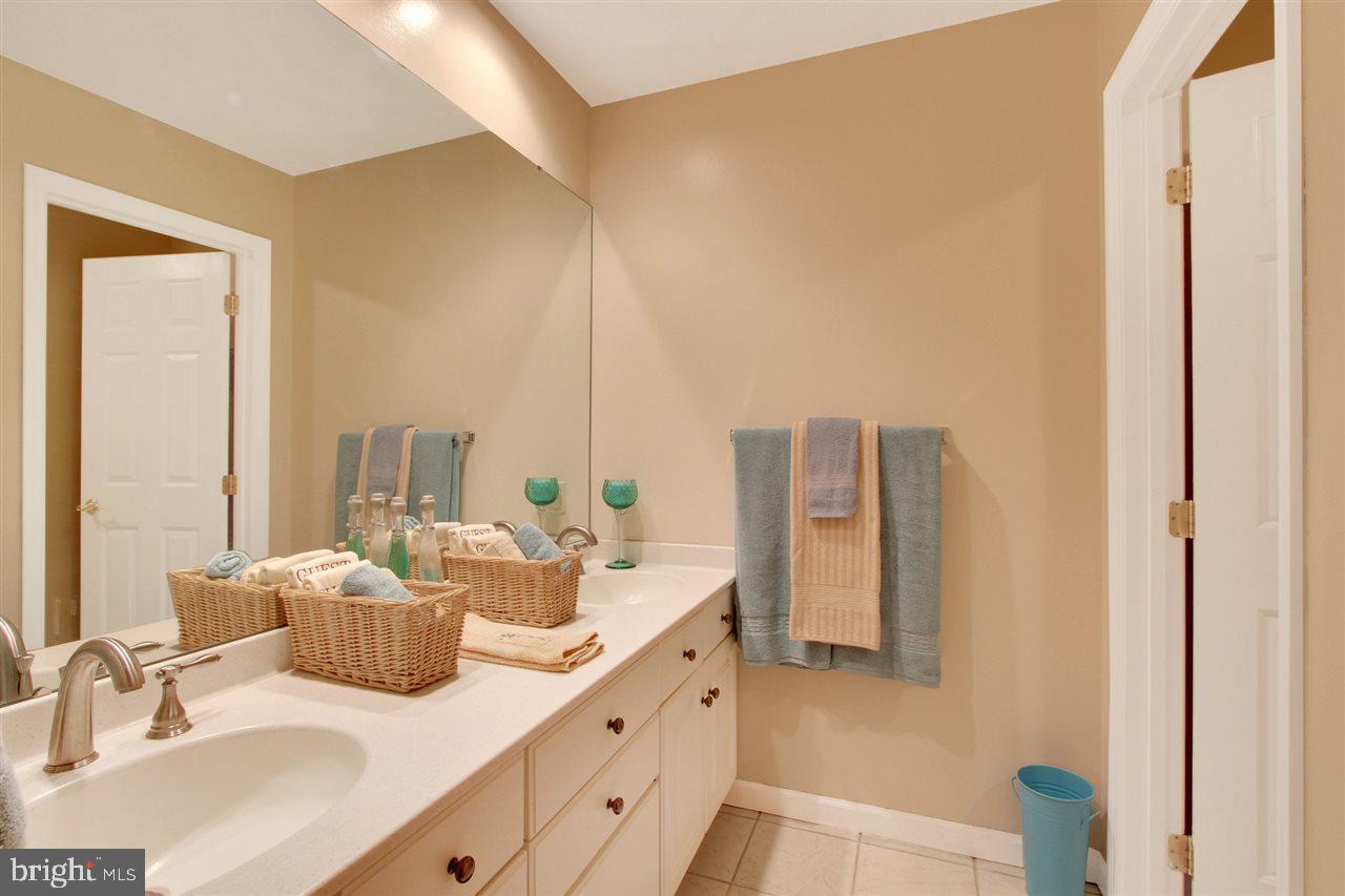 GREENS AT HONEY RUN - Residential