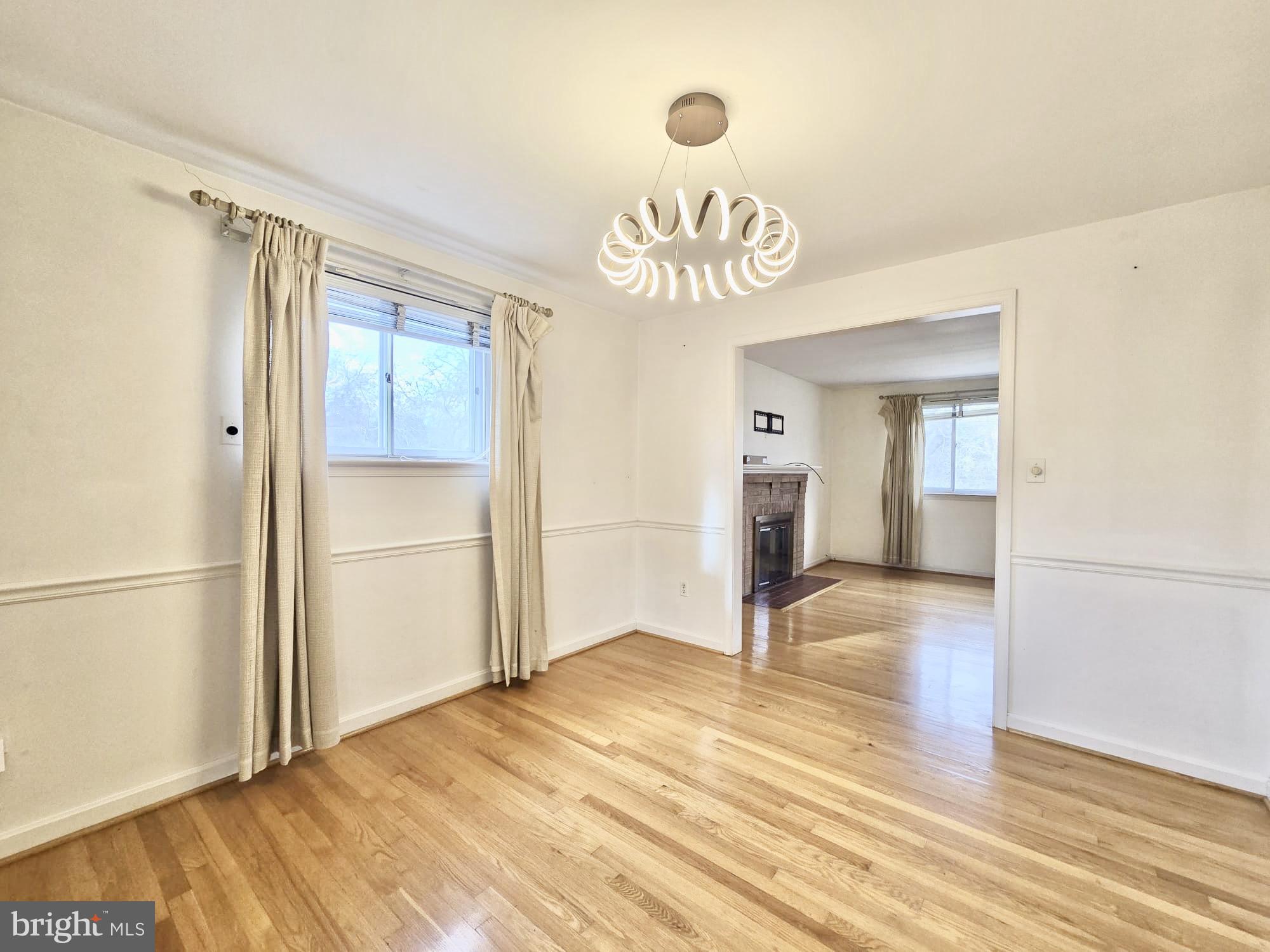 SUMMIT HALL - Residential