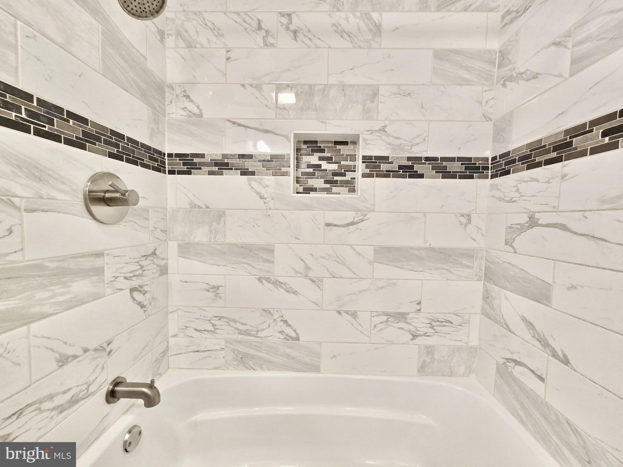 SUMMIT HALL - Residential